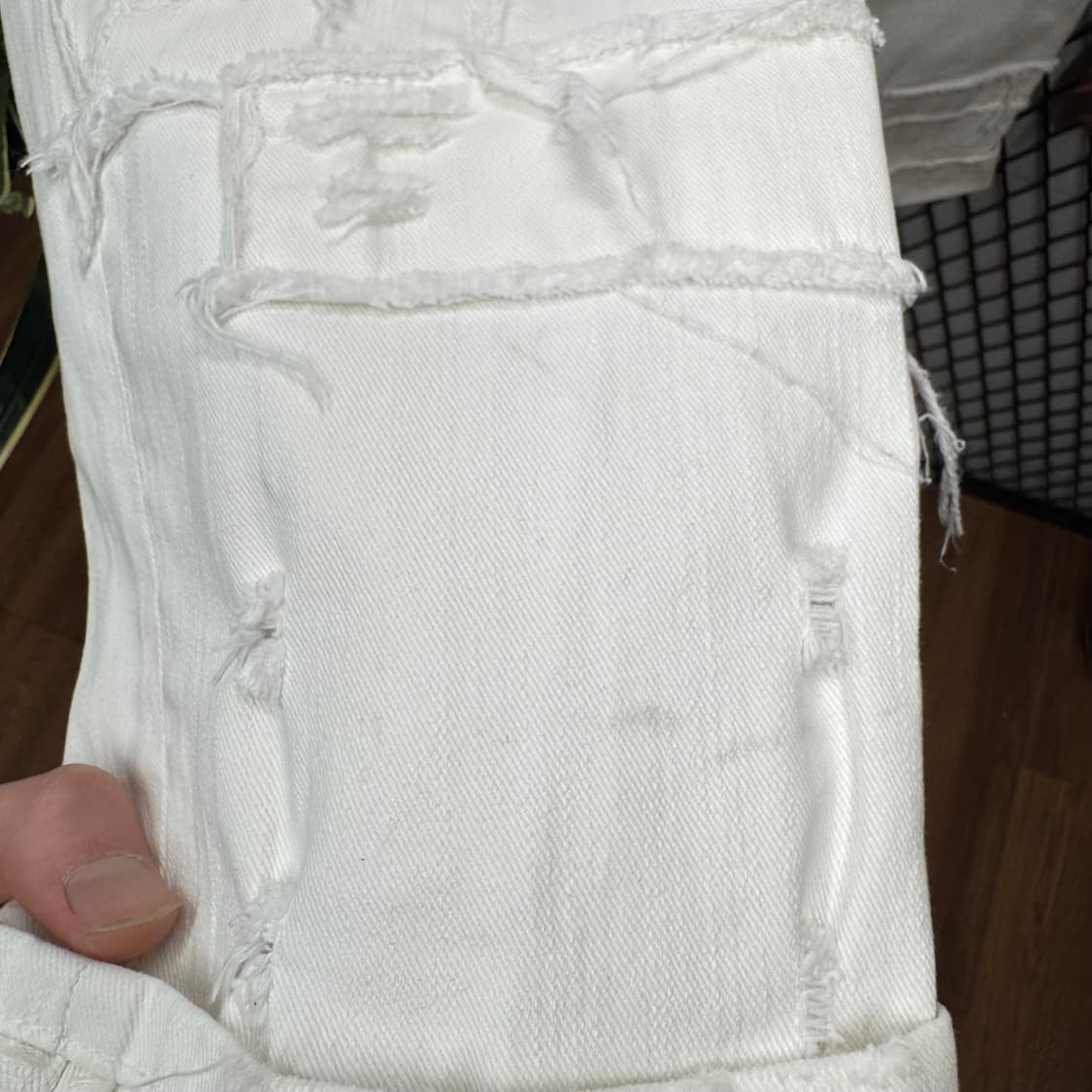 디스퀘이드2 디스트로이드 데님 팬츠 후면 로고 포인트 화이트 상품이미지6