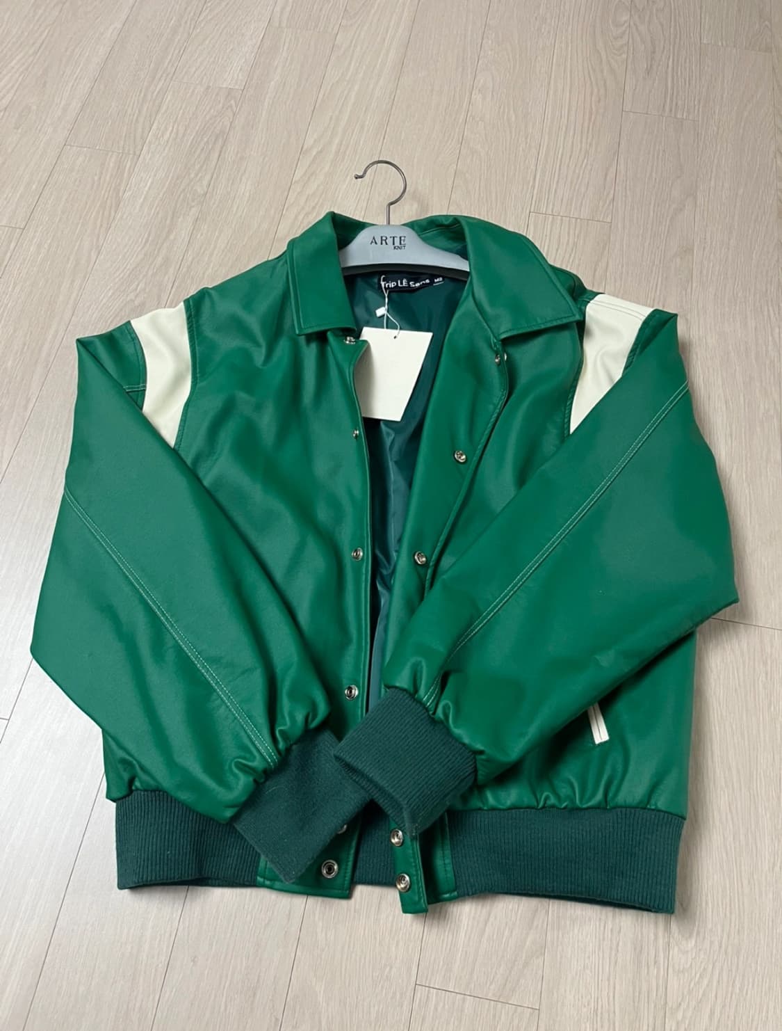 트립르센스 바시티 자켓 그린 상품이미지2