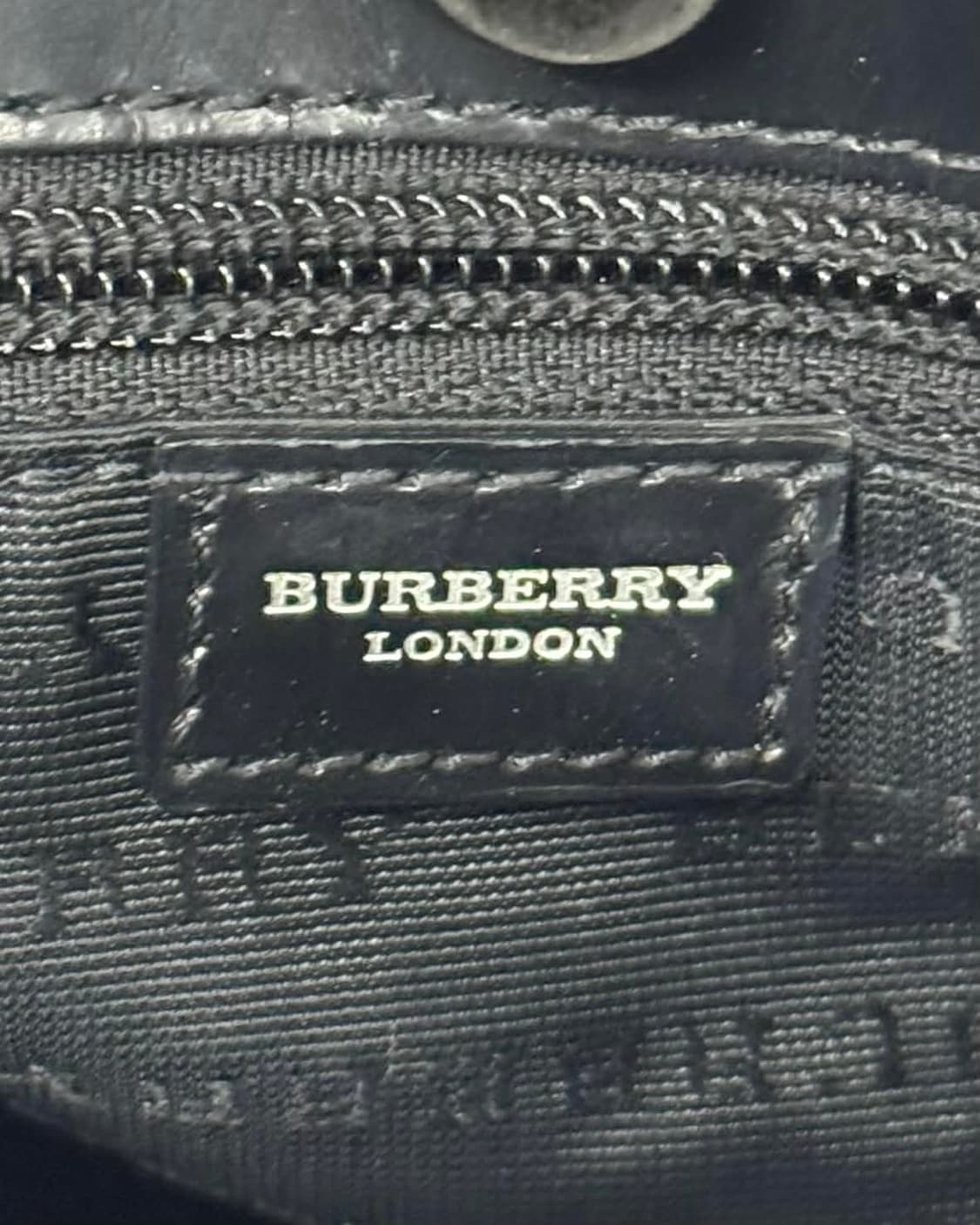 버버리 노바체크 미니 토트백 상품이미지6