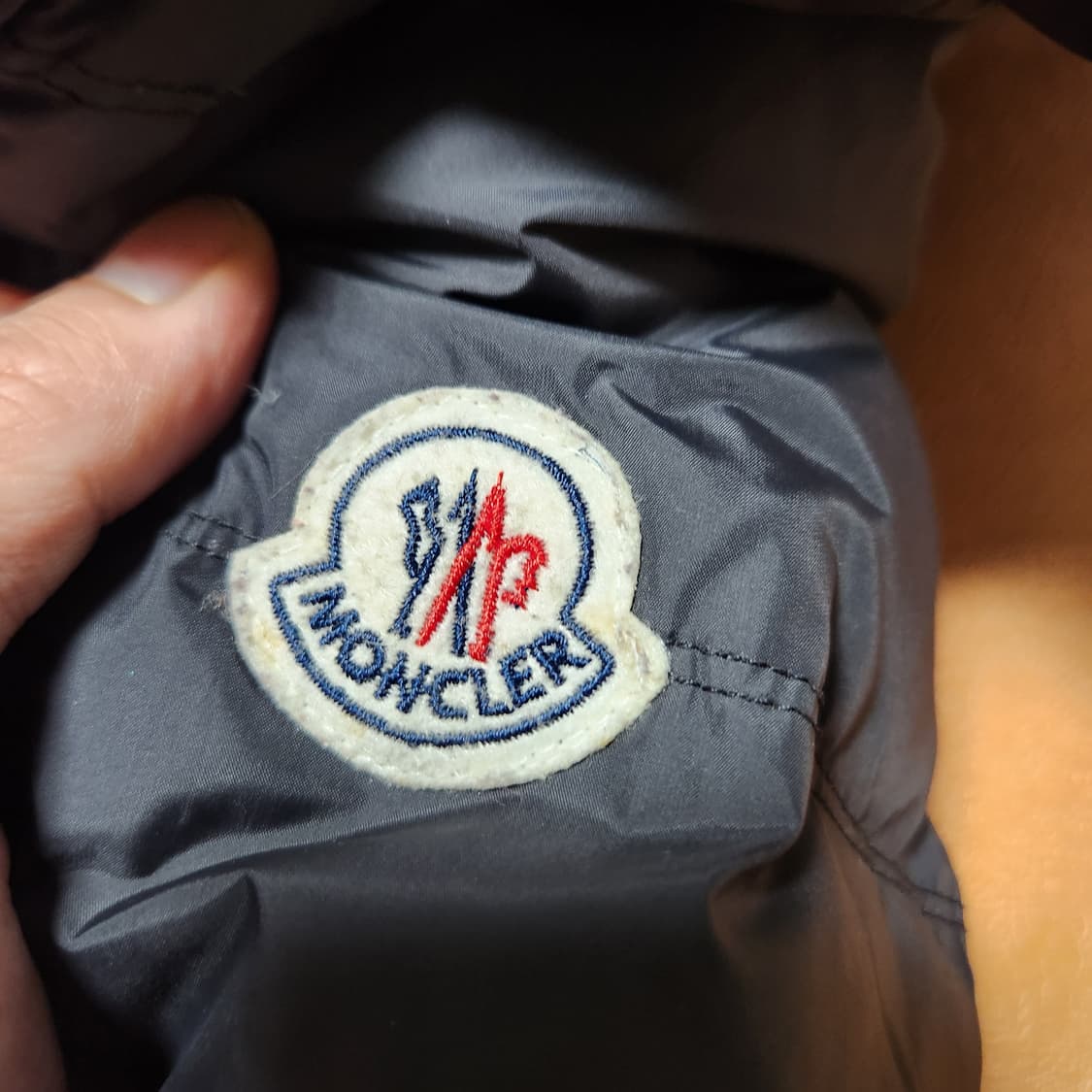 몽클레어 여성 롱패딩 블랙 상품이미지2