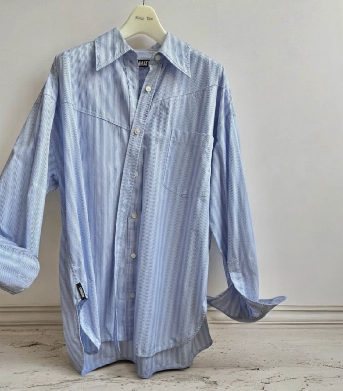 ➕마뗑킴 킴마틴 블루 스트라이프 셔츠 상품이미지2