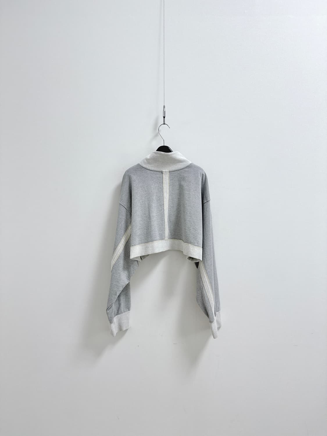 더일마 스웨트 크롭 집업 탑 상품이미지5