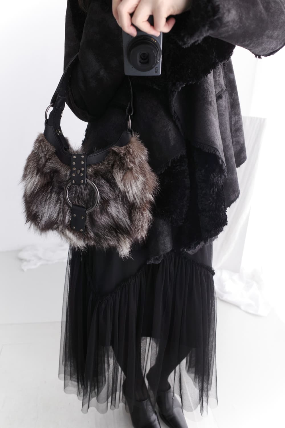 Y2K fur hobo bag  상품이미지3