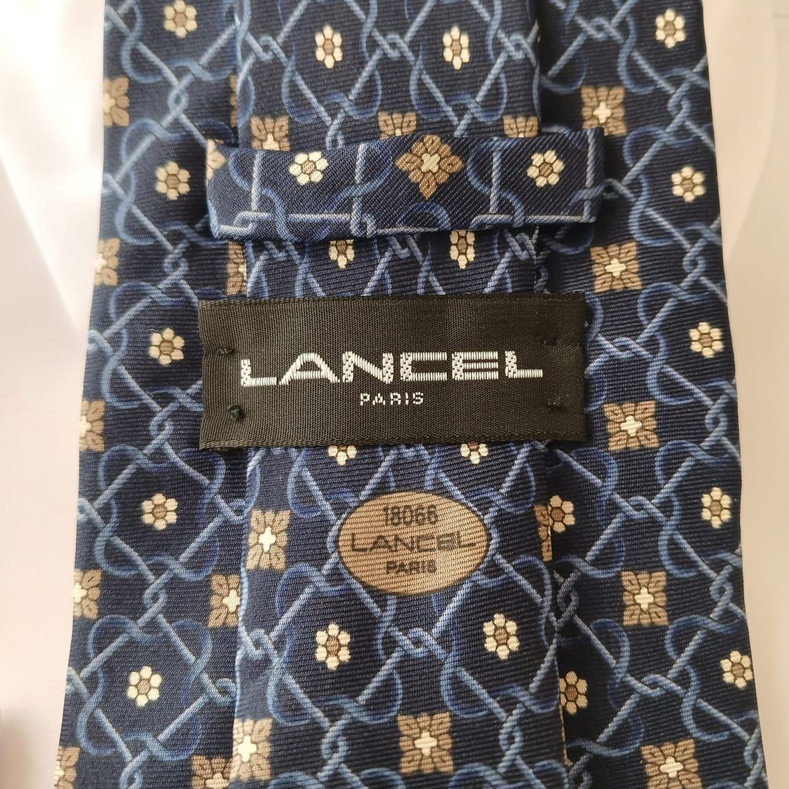 란셀 실크 네이비 L 모노그램 패턴 넥타이 9.2cm A등급 A18859 상품이미지3
