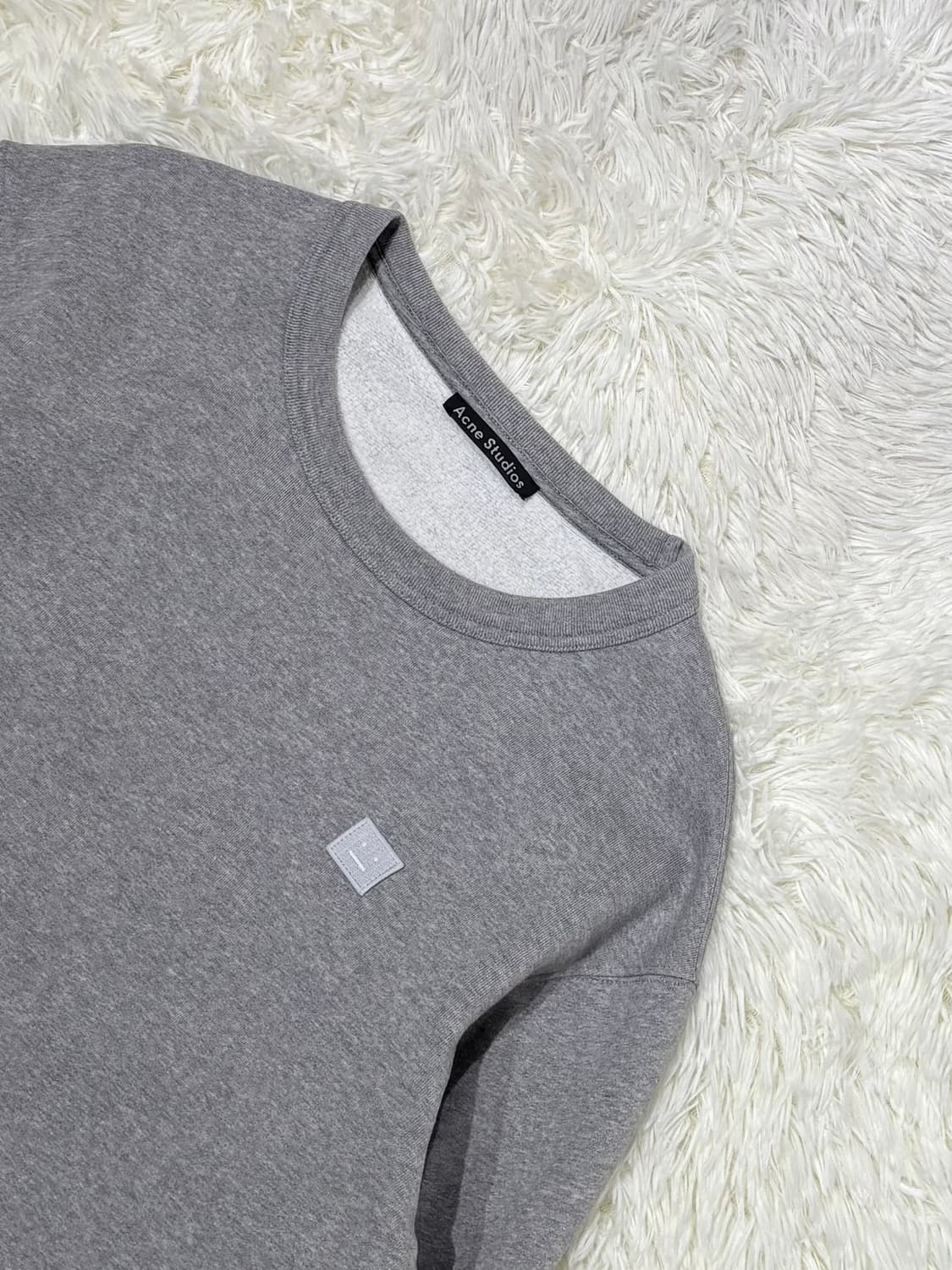 아크네스튜디오 페어뷰 맨투맨 상품이미지4