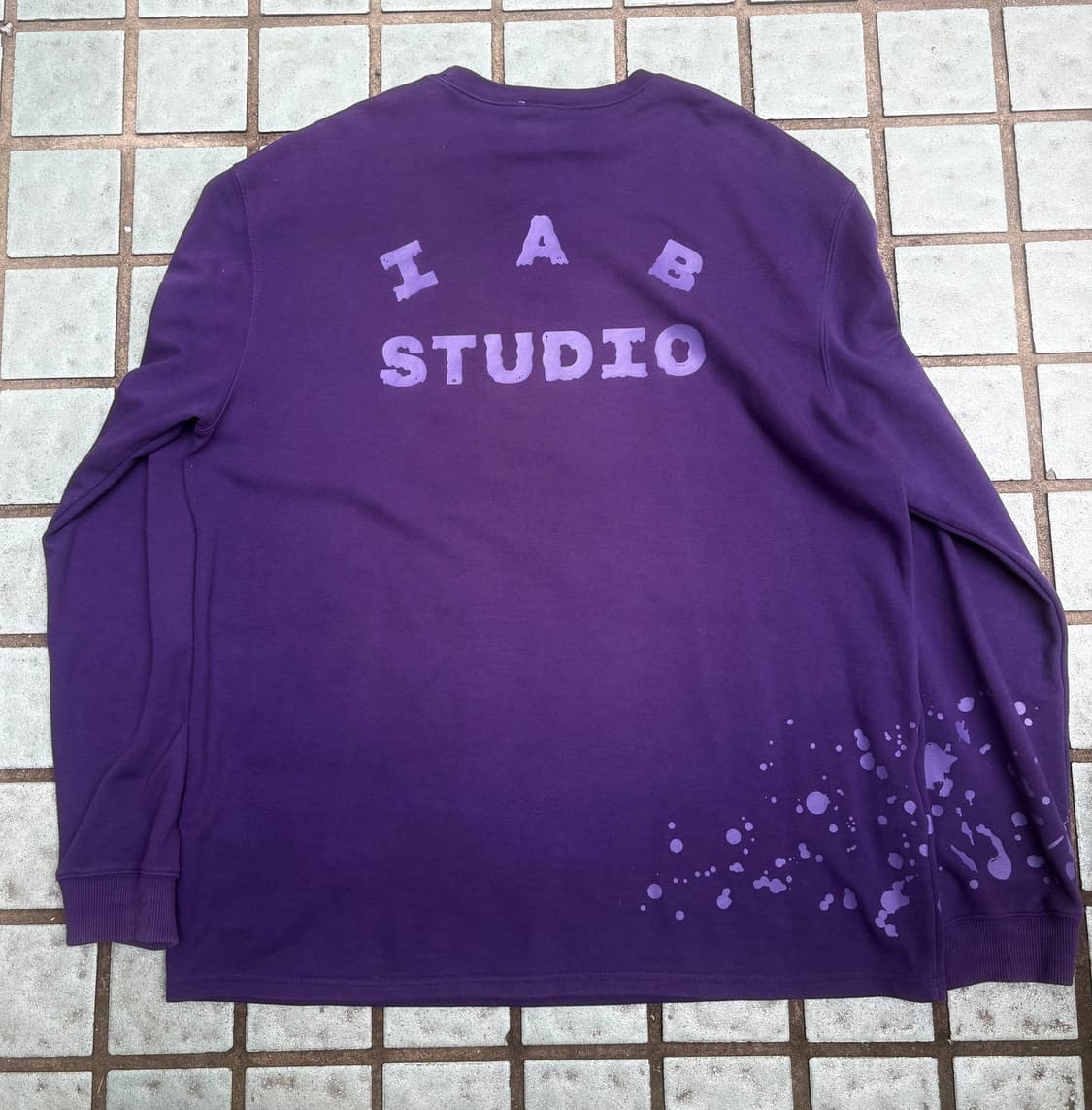 아이앱 스튜디오 롱슬리브 티셔츠 퍼플 스플래쉬드 상품이미지2