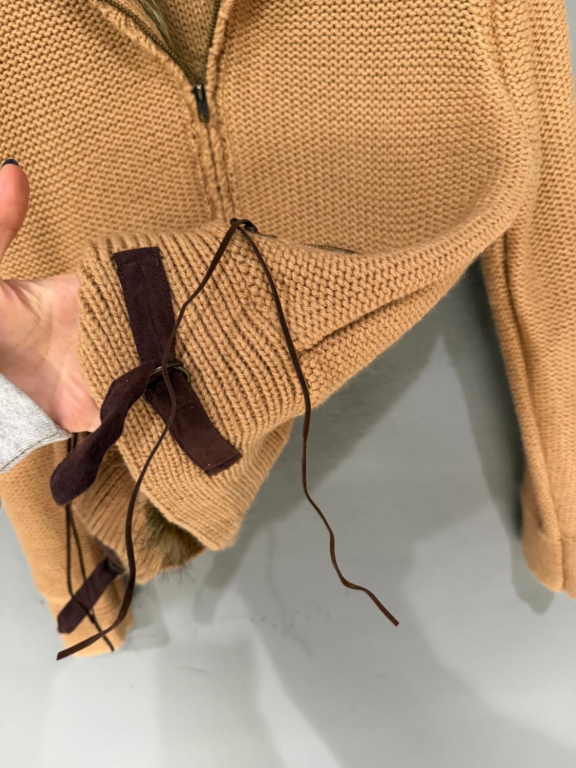 fur trimming point knit hood zip-up  상품이미지9