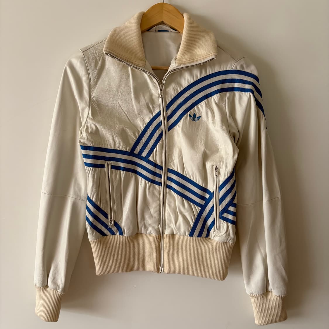 아디다스 화이트 레더 트랙탑 져지 상품이미지1