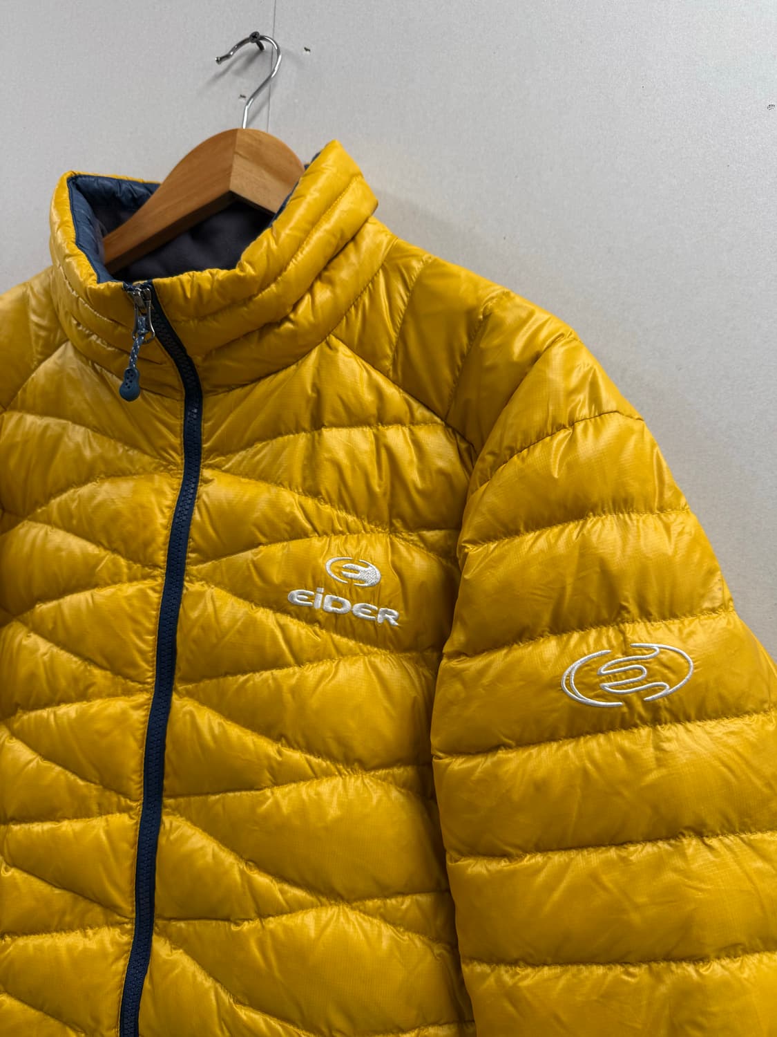 남성 XXL 110 / 아이더 구스다운 경량패딩 옐로우 상품이미지3