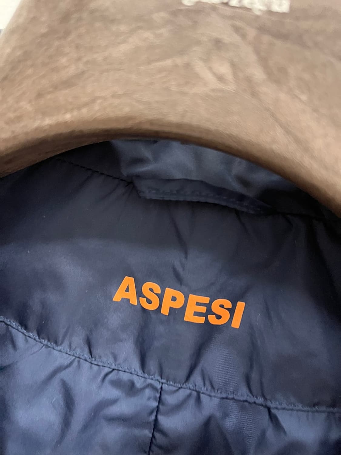 105) 아스페시 경량 나일론 자켓  상품이미지4