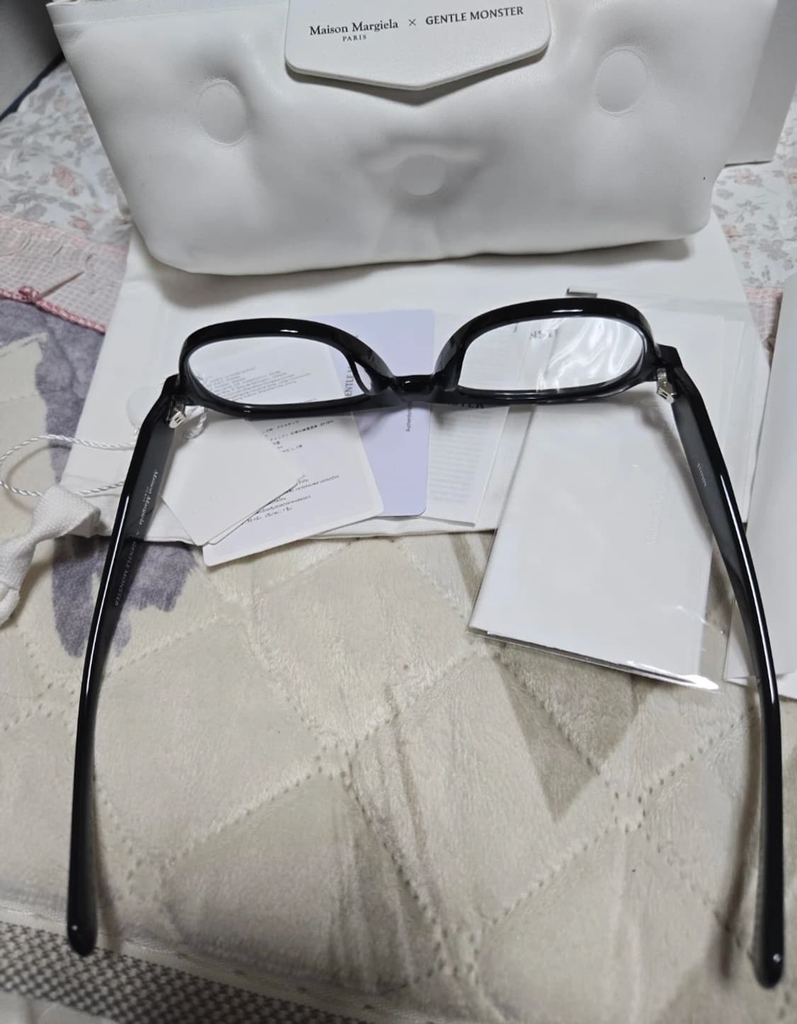 젠틀몬스터 마르지엘라 113 안경 상품이미지4