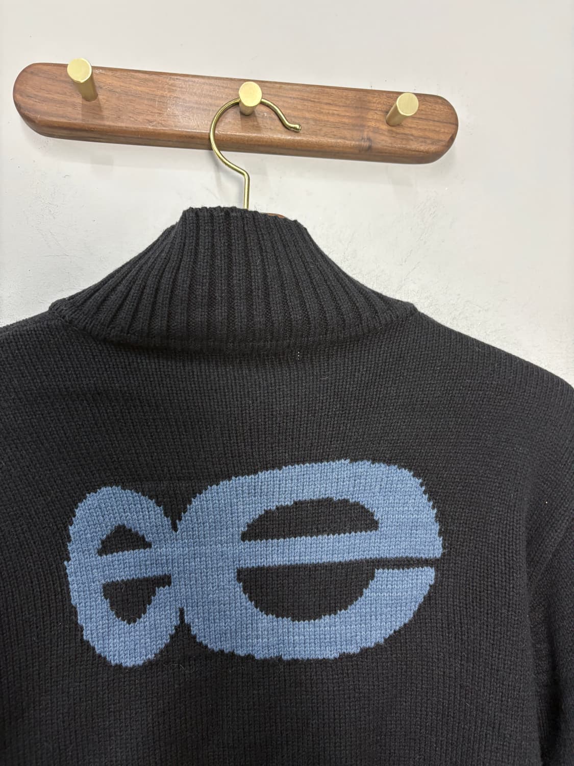 엔조블루스 하이넥 니트집업 블랙 A3772 상품이미지5