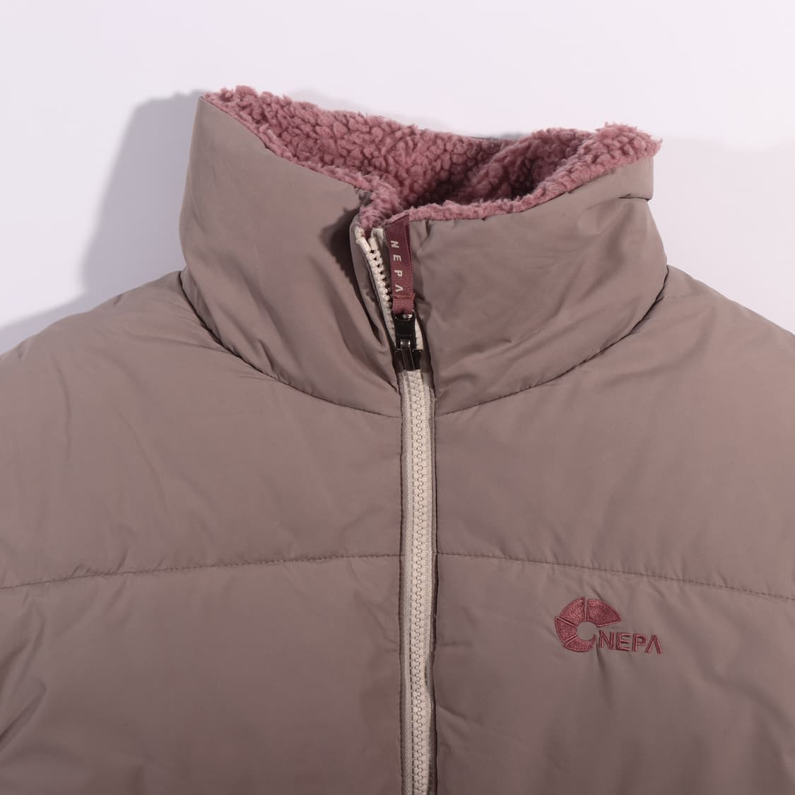 네파 리버시블 패딩 B199 상품이미지2