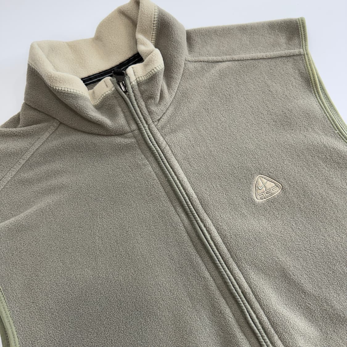 Nike ACG 나이키 acg 카키 그린 후리스조끼 상품이미지4