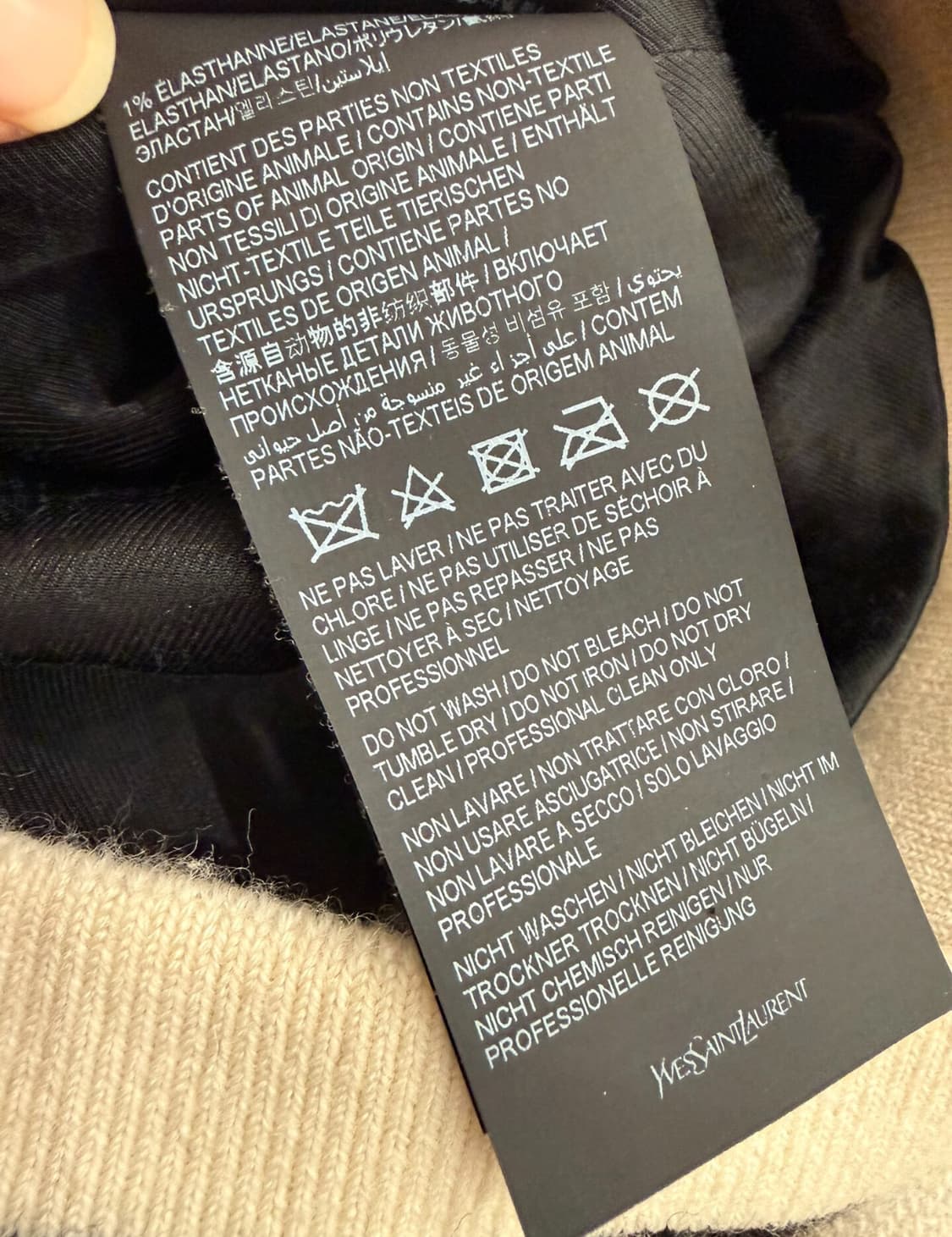 생로랑 22FW 테디 화이트 자켓 52 상품이미지6