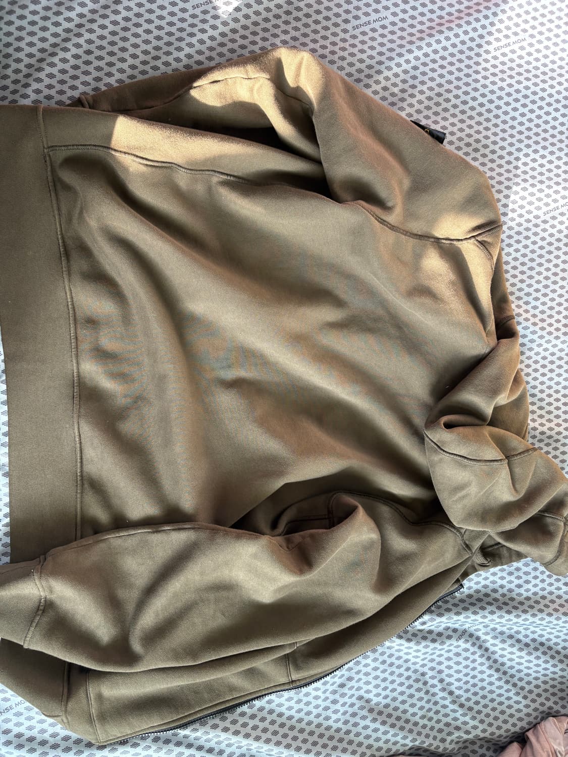 스톤아일랜드 후드집업 25ss 급처해요 상품이미지2