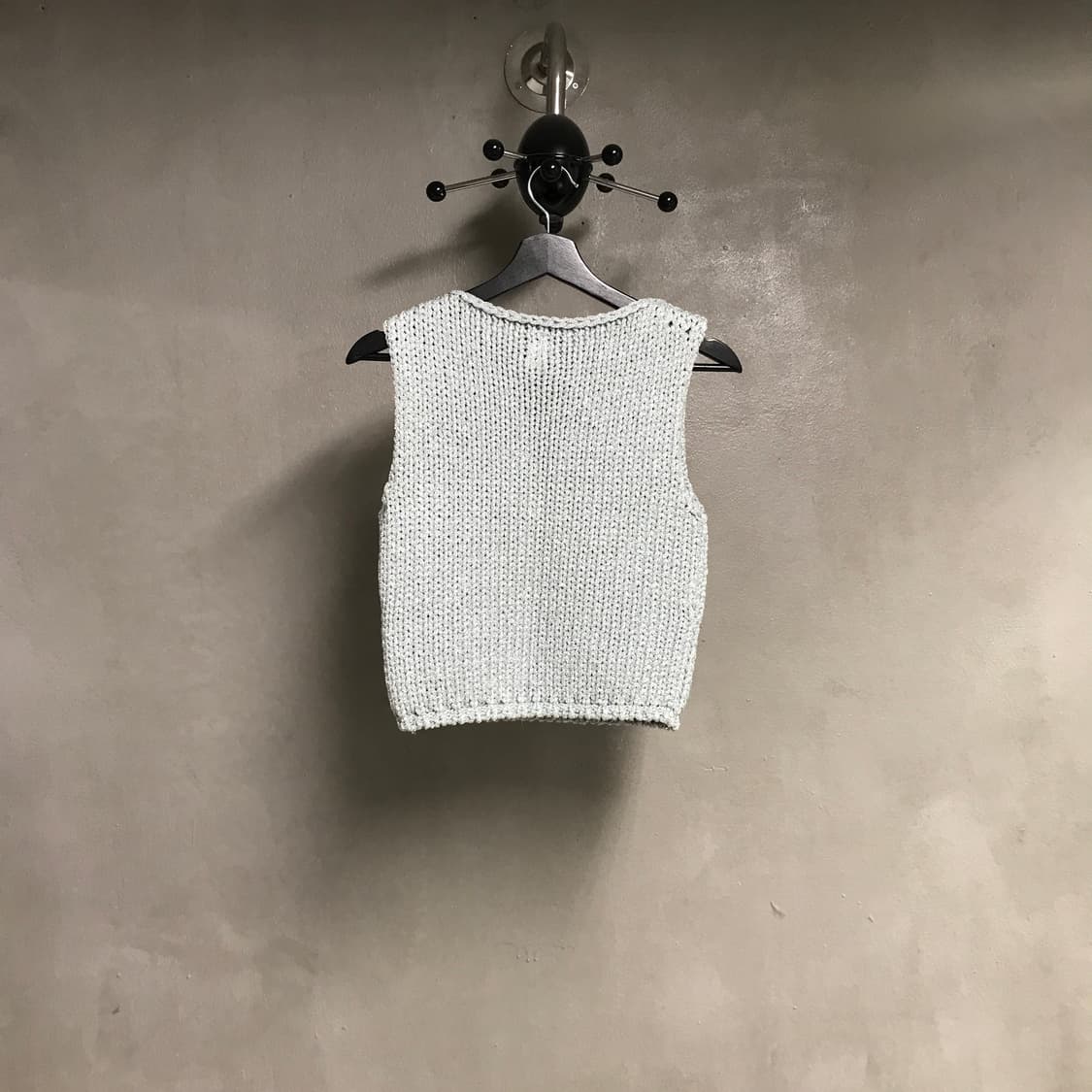 JW 앤더슨 슬리브리스 니트 M(W) 상품이미지6