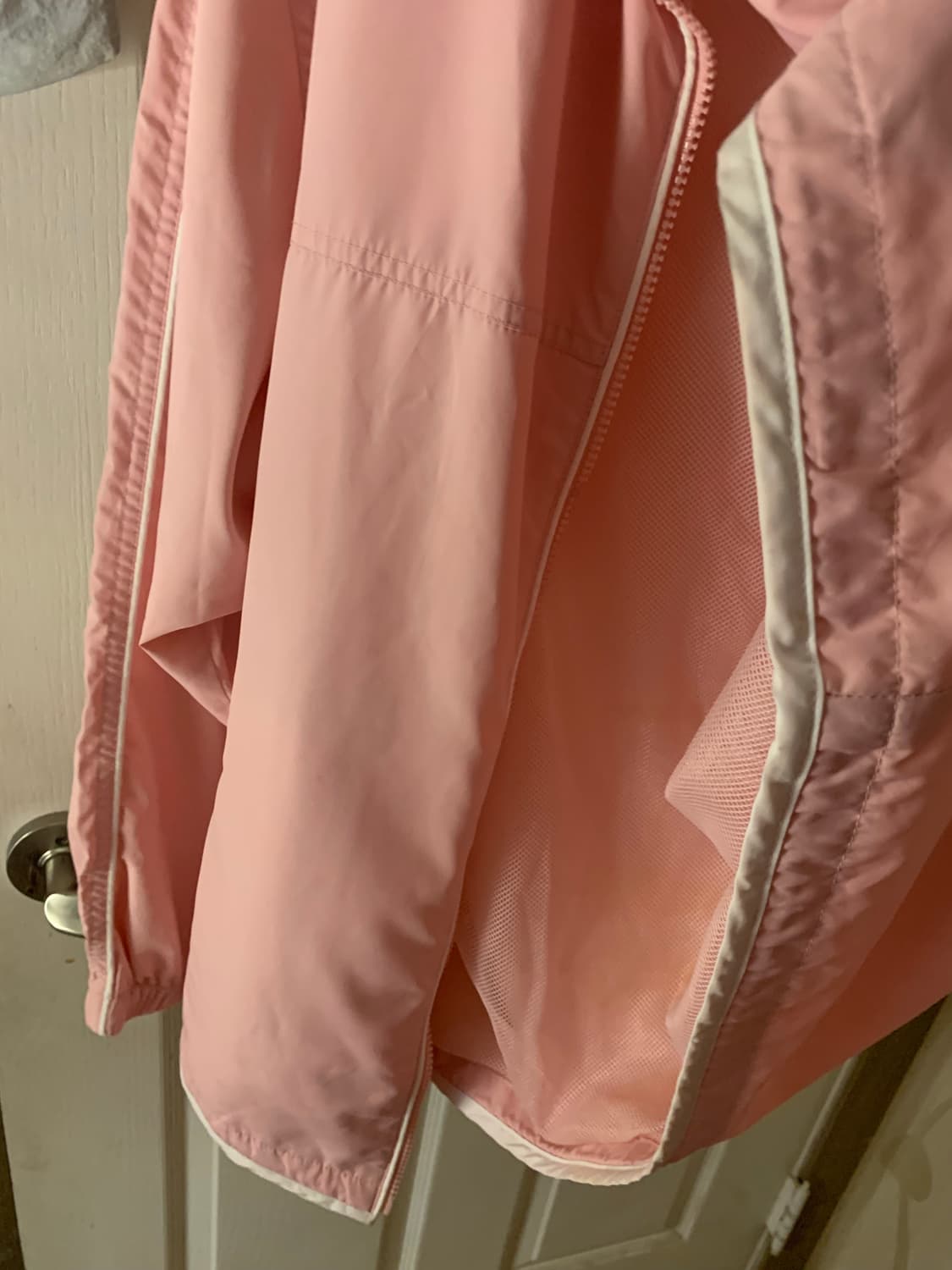 아식스 딸기우유 바람막이 상품이미지3