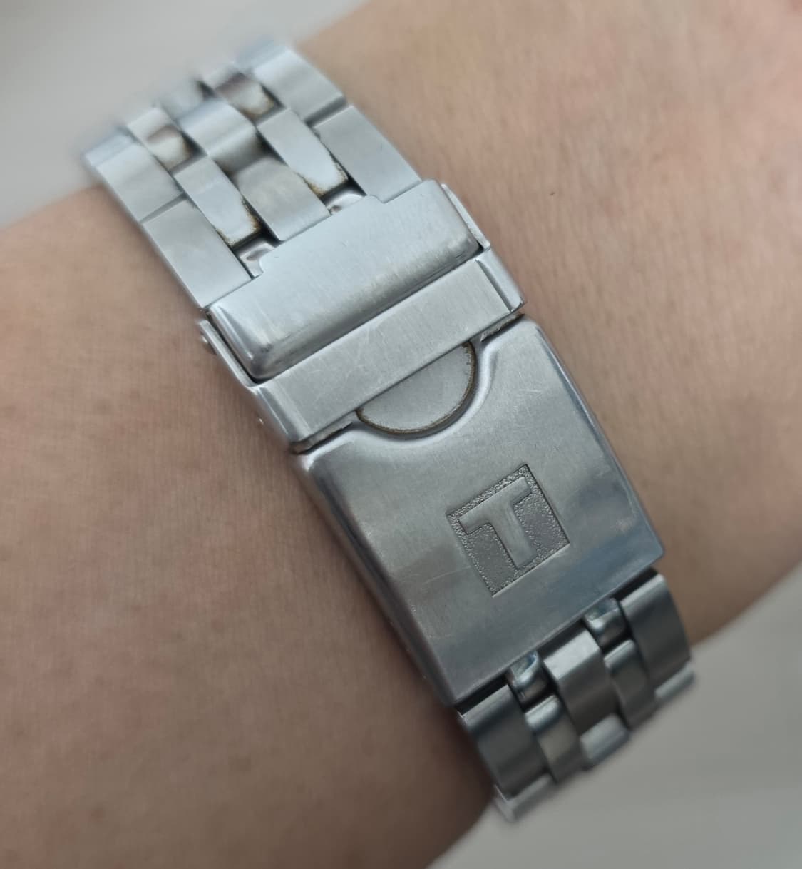 티쏘 (TISSOT) PRC200 쿼츠 크로노그래프 검판메탈 시계 (보증 상품이미지7