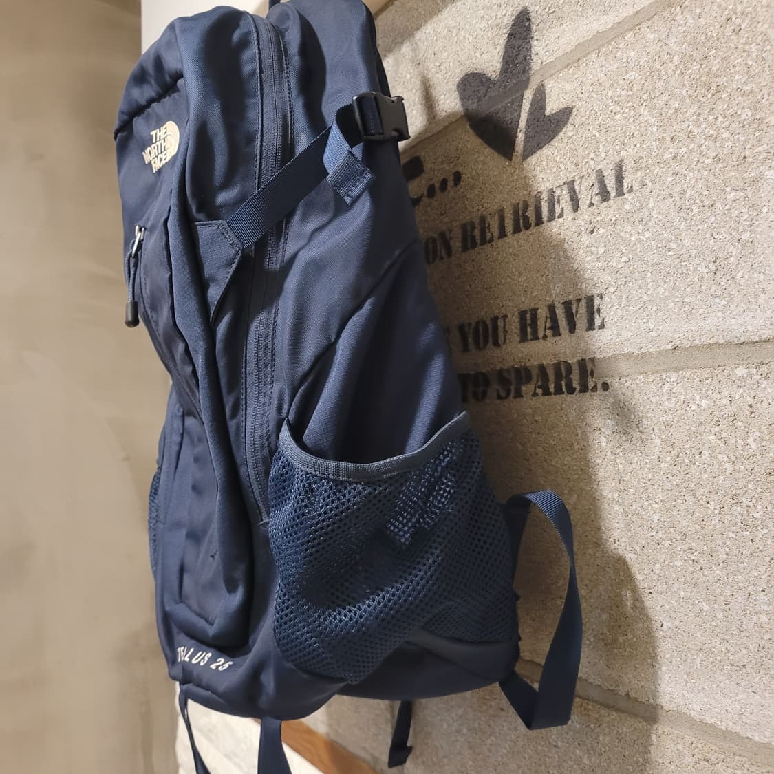 노스페이스 텔루스 백팩 25L 상품이미지4