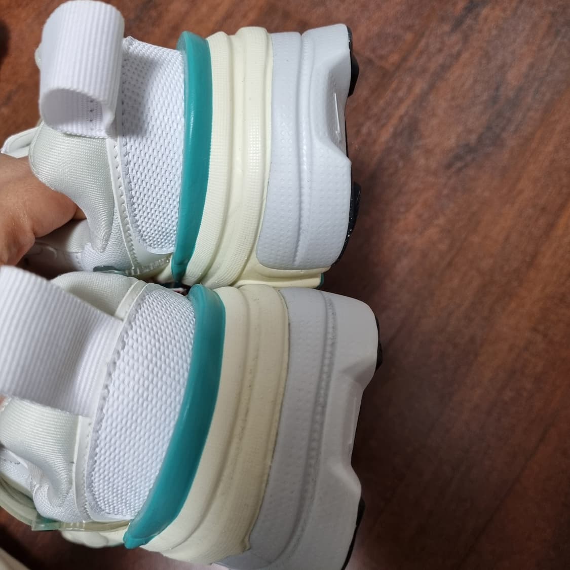 나이키 V2K런 운동화 240 상품이미지6