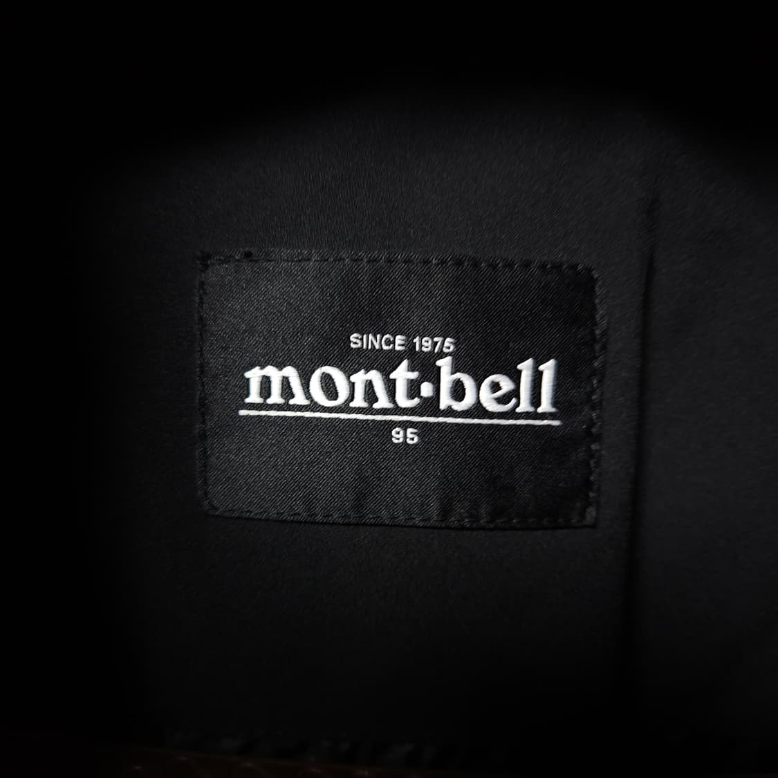 95 ) 몽벨 남성 블랙 패딩 자켓 상품이미지7