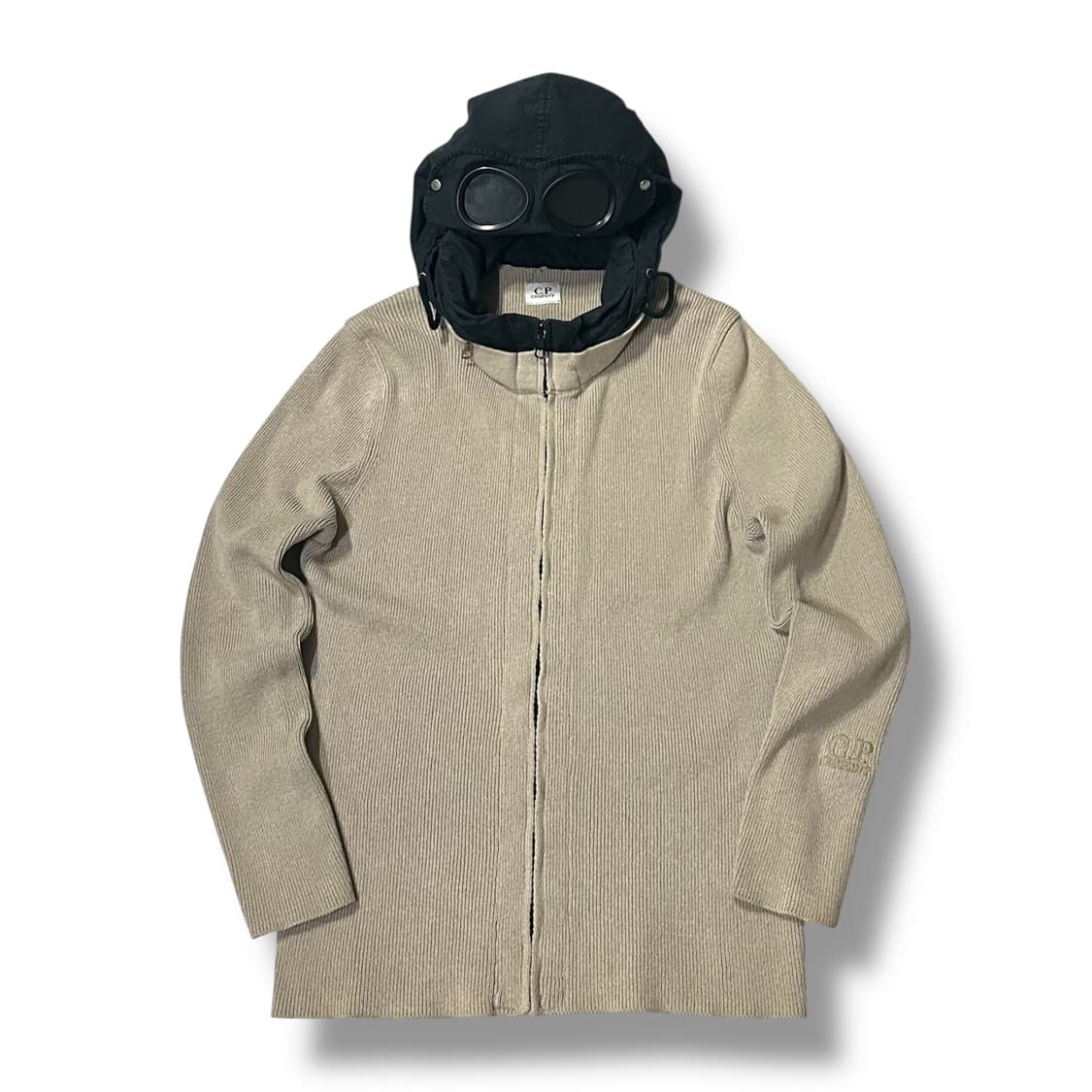CP Company 오트밀 니트 고글렌즈 후드 자켓 상품이미지1