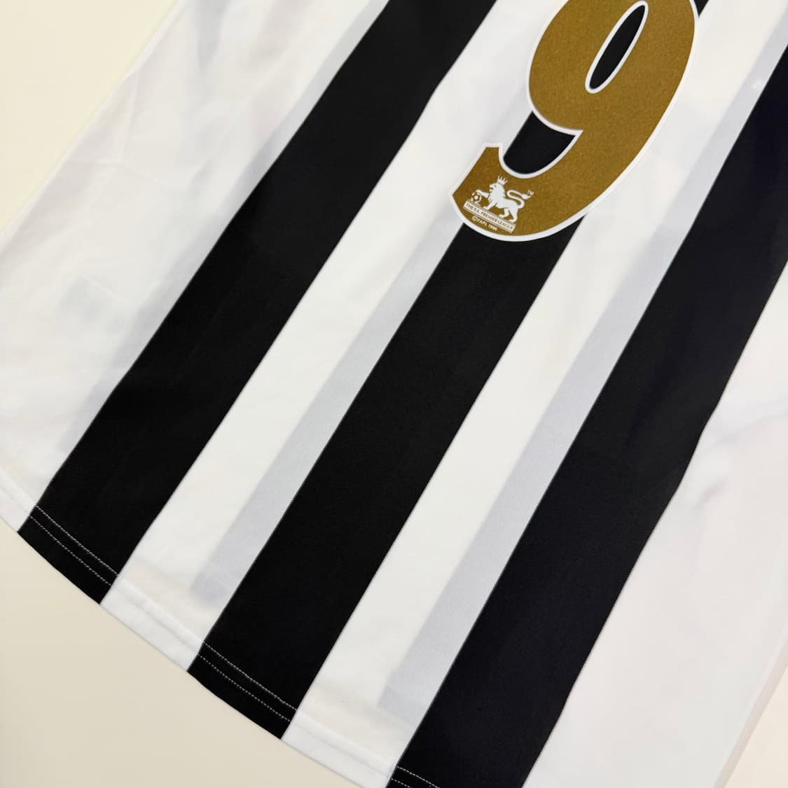 05-06 뉴캐슬 홈 시어러 유니폼 상품이미지4