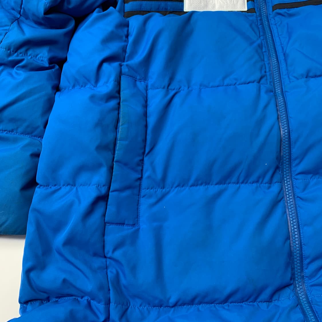 [중고] 데상트 스위스 덕다운 벤치 파카 롱패딩 블루 상품이미지5