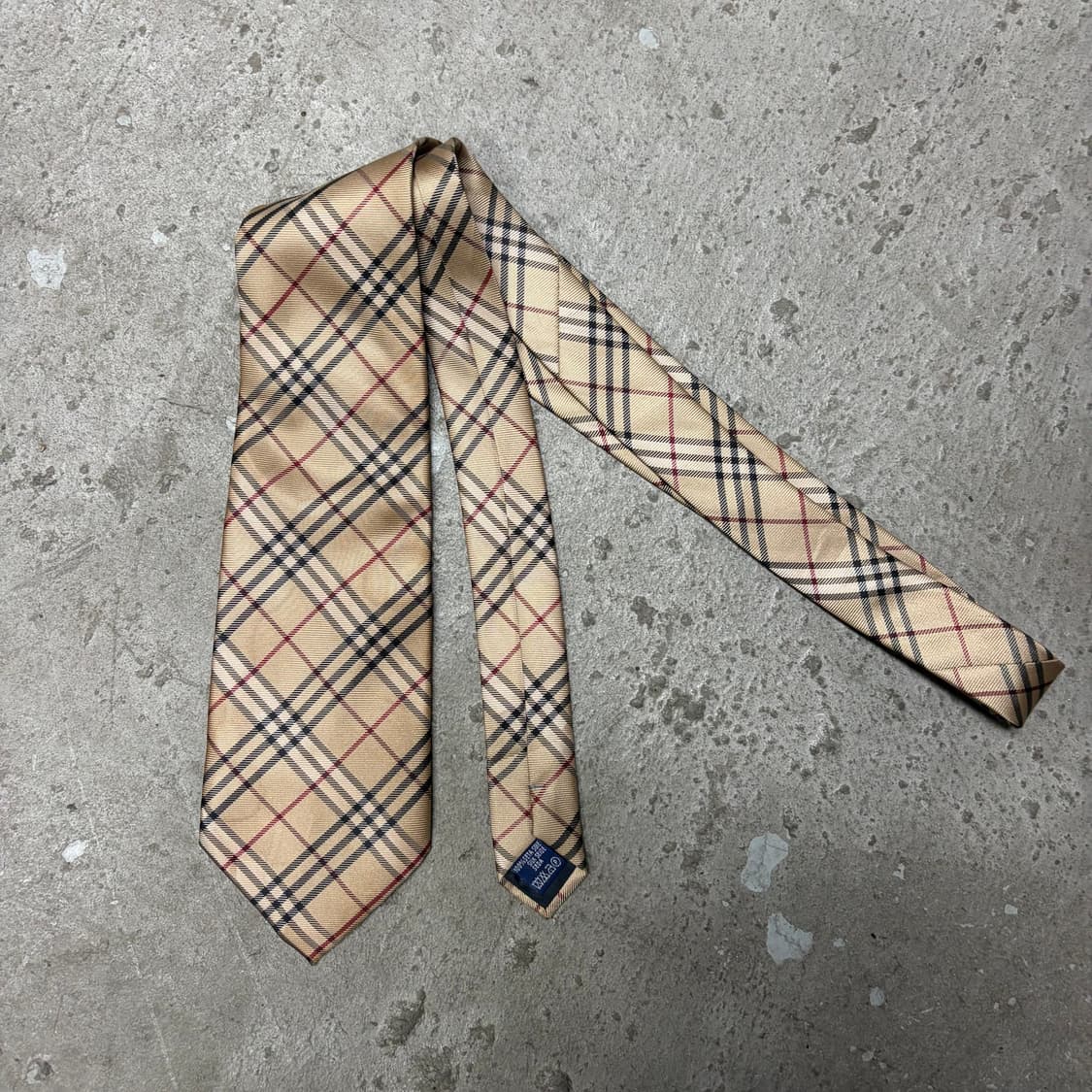 버버리 넥타이[2021] 상품이미지1