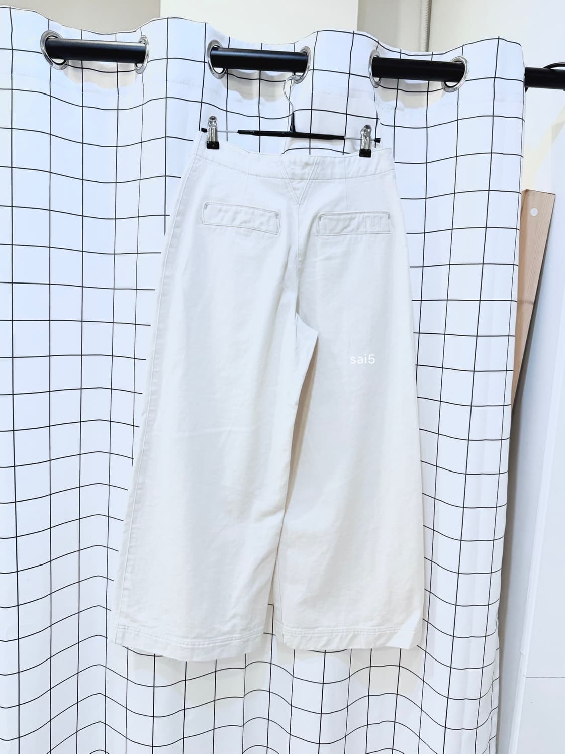 MINE 마인 화이트데님 와이드팬츠  이태리원단 10부정도의 길이감 (실 상품이미지3