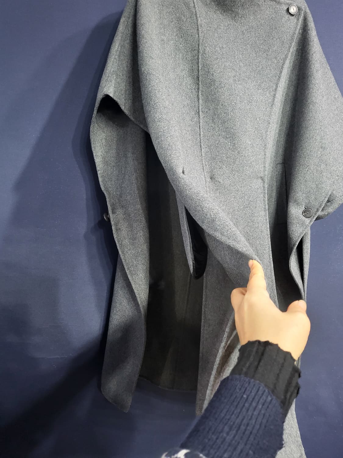 지스튜디오 롱케이프 상품이미지3