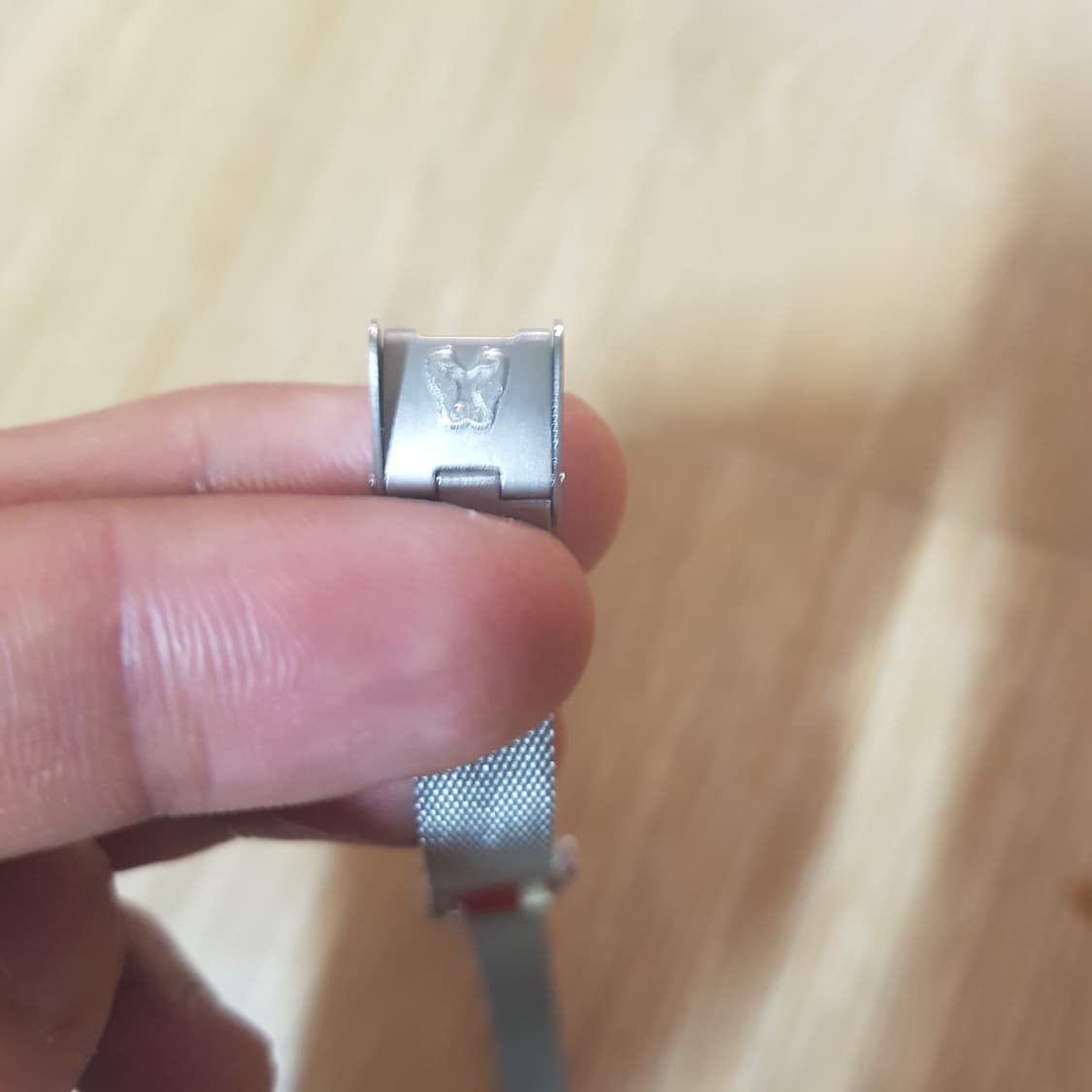 라도 미니사이즈 탱크 태엽 여성시계 팝니다 상품이미지8