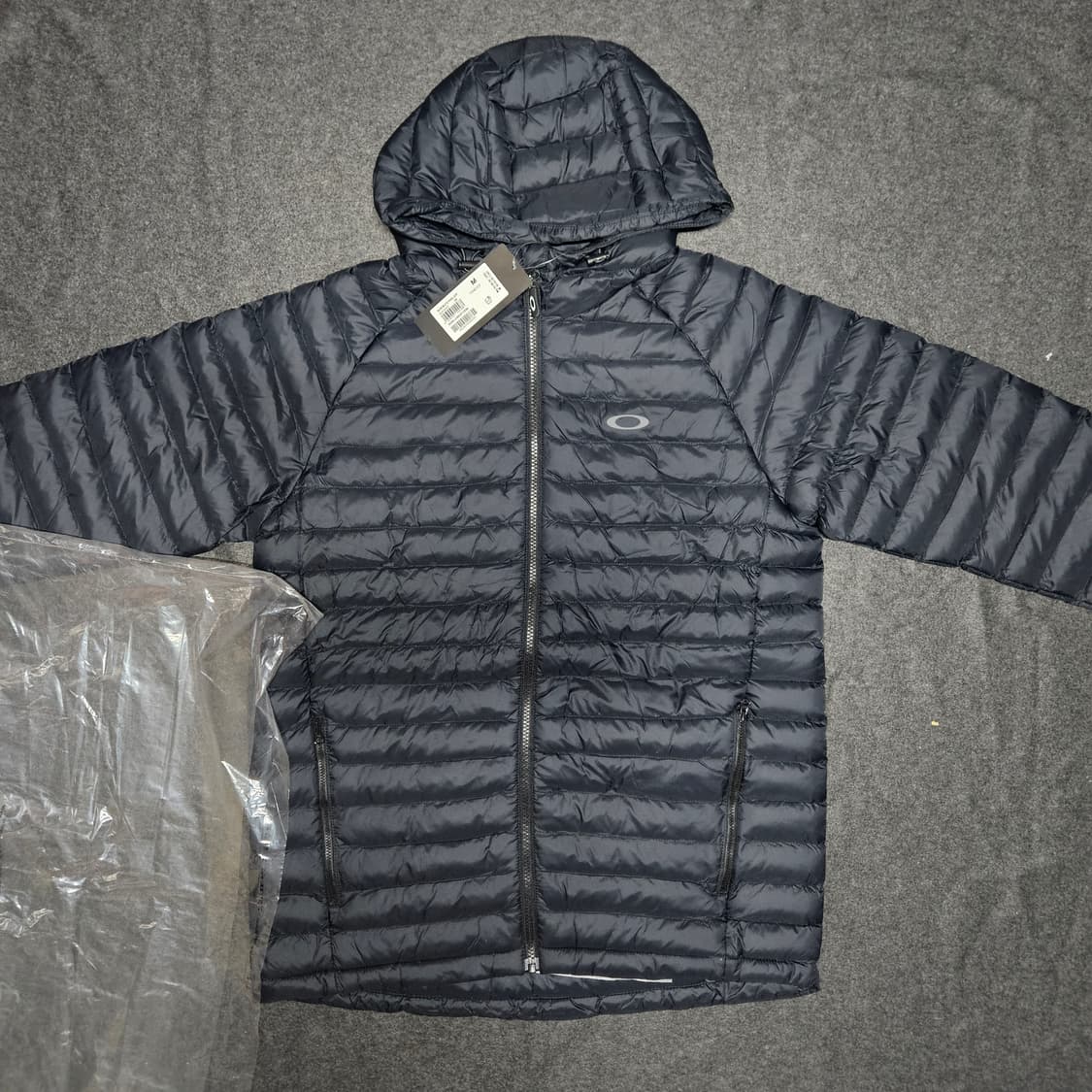오클리 경량패딩 m 새상품 상품이미지1
