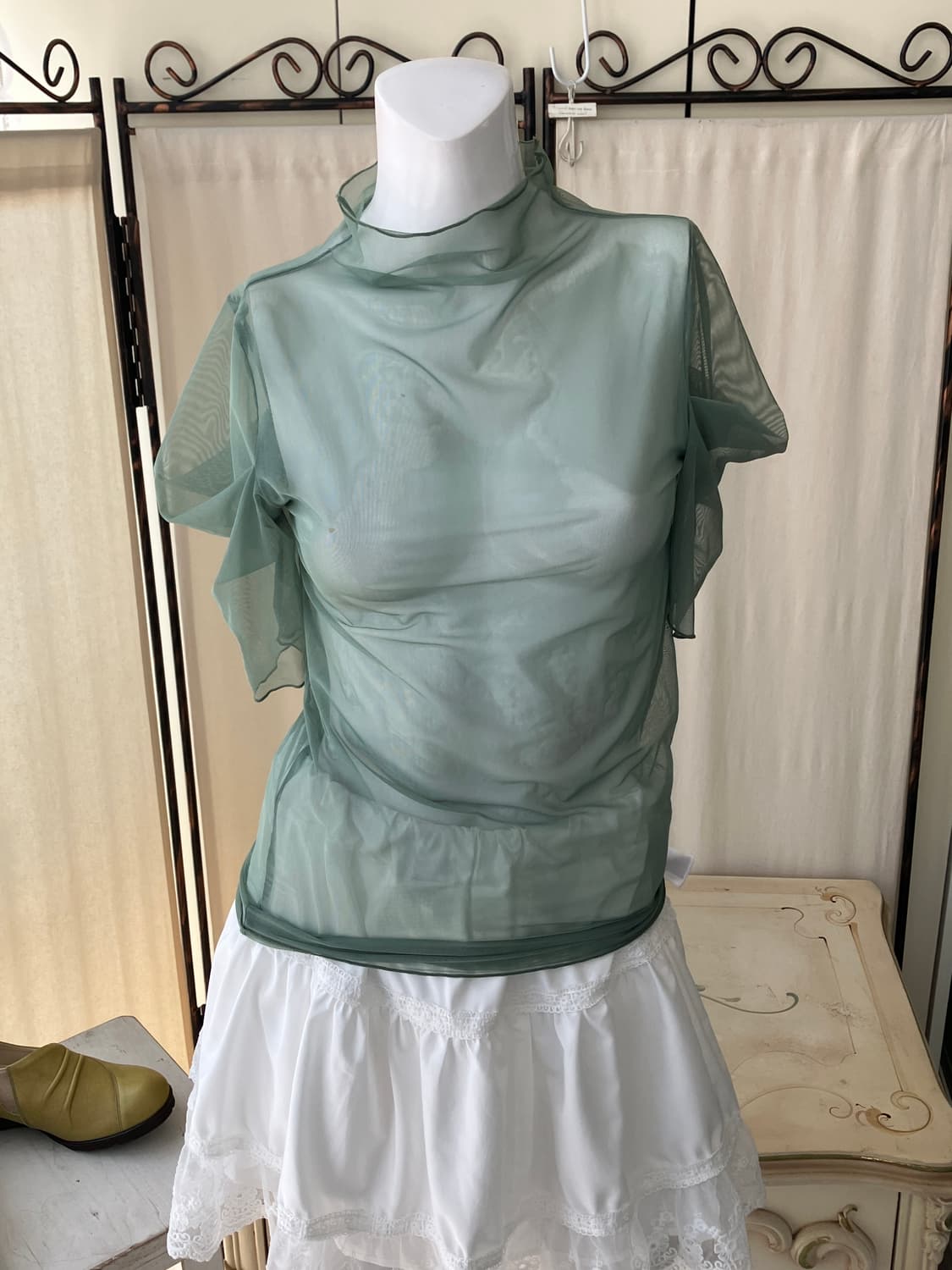 mint sheer frill layered half t-shirt 상품이미지1