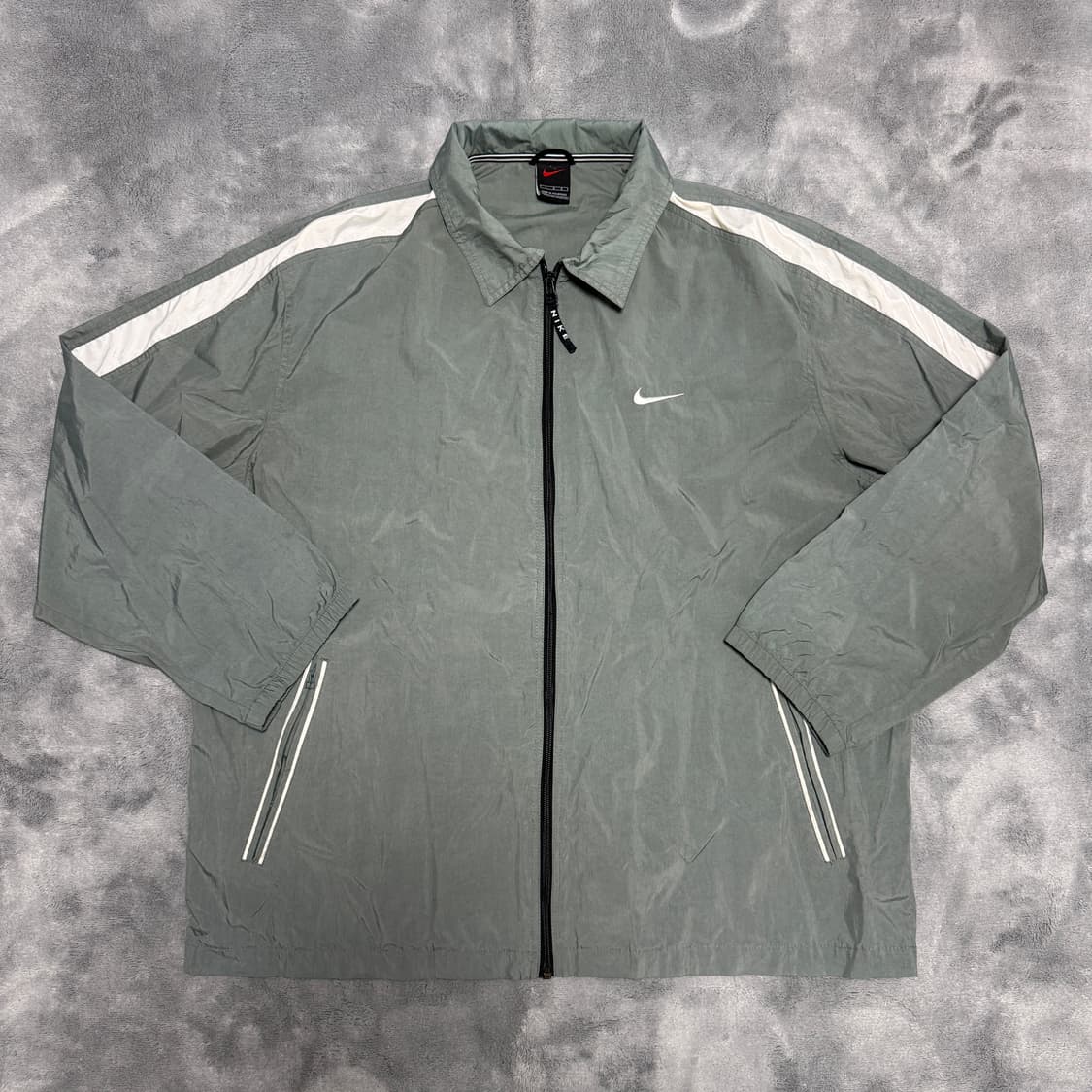 나이키 빈티지 바람막이 상품이미지1