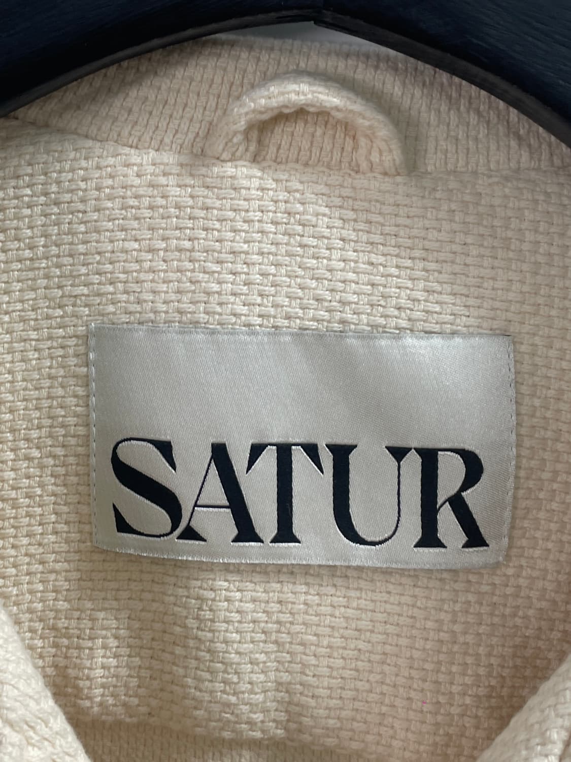 세터 크림색 오픈라카 니트 셔츠 (on.678)   상품이미지5