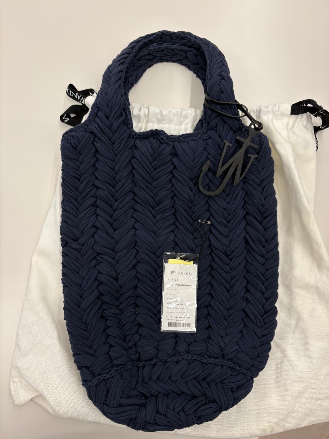 JW앤더슨 니트 쇼퍼백 상품이미지2