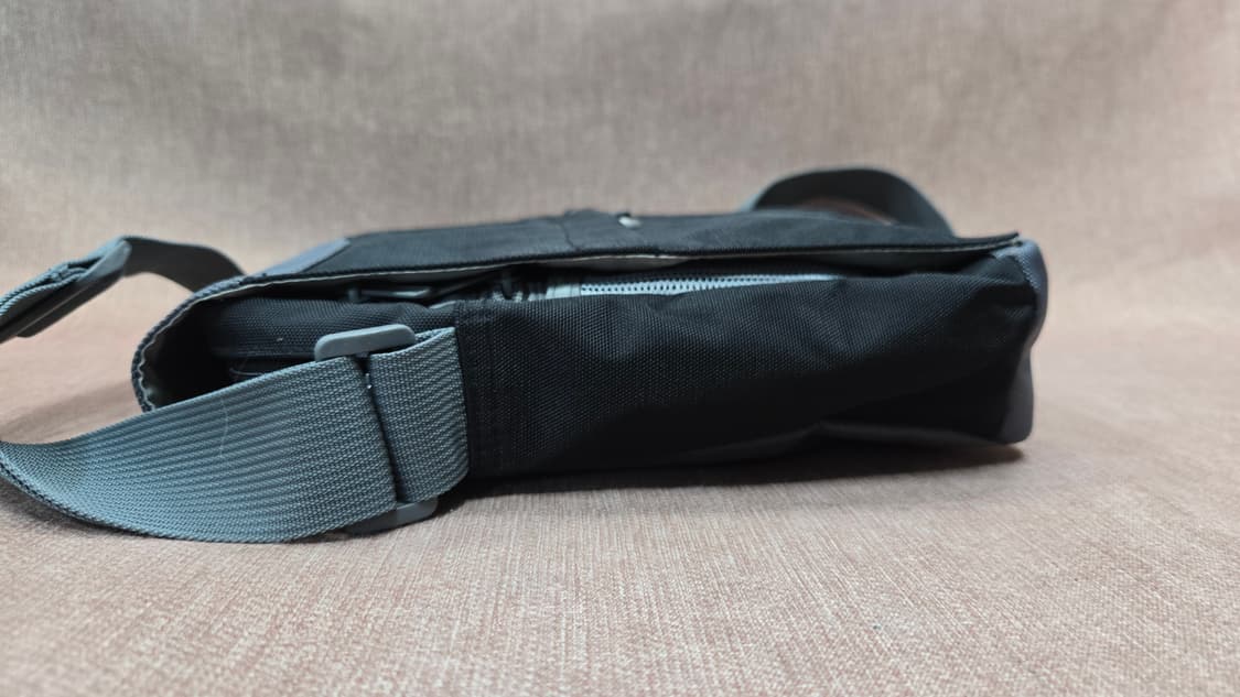 쌤소나이트 공용 실속형 크로스백 블랙 상품이미지5