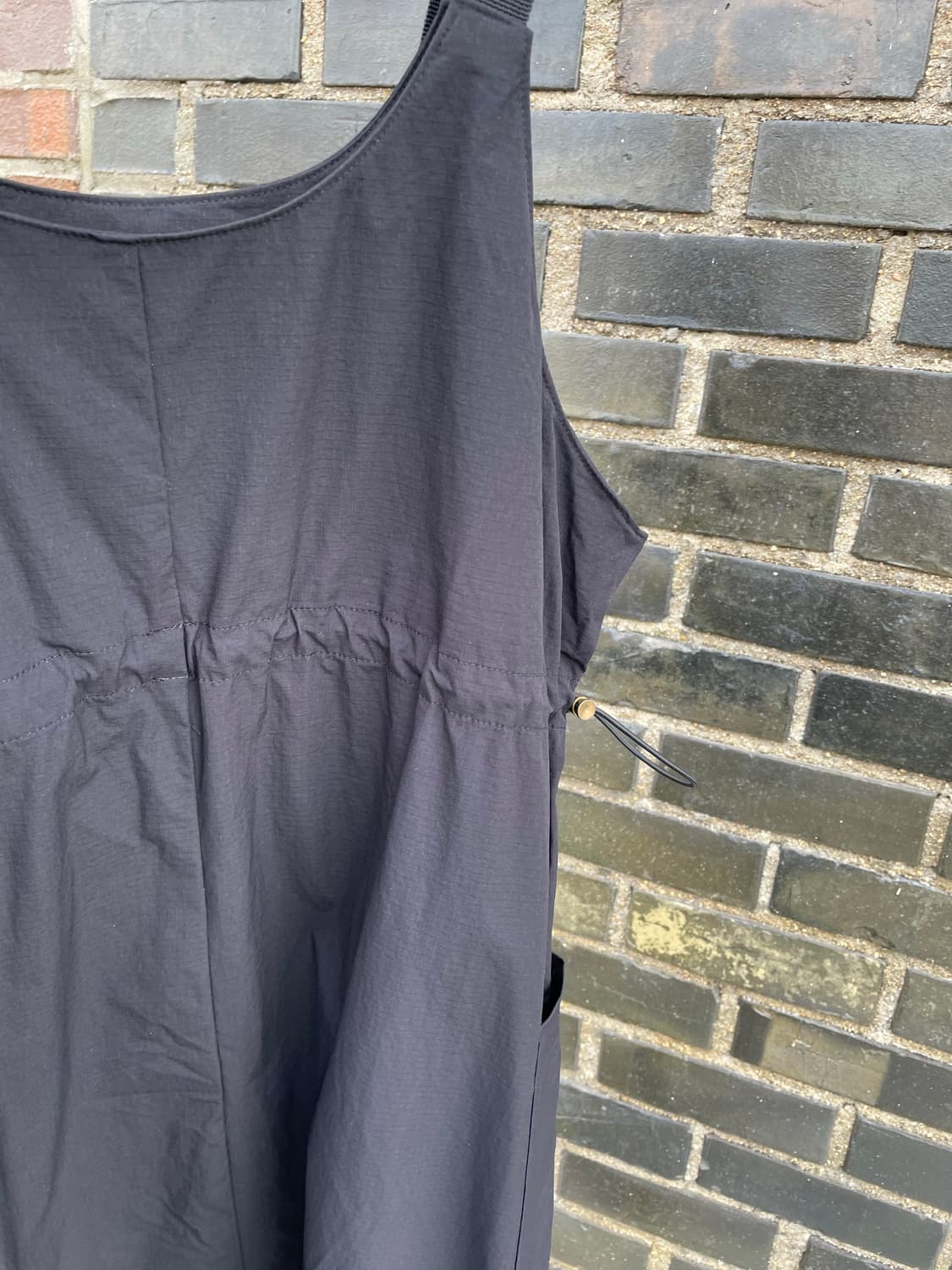 바스락 블랙 포켓원피스 상품이미지2