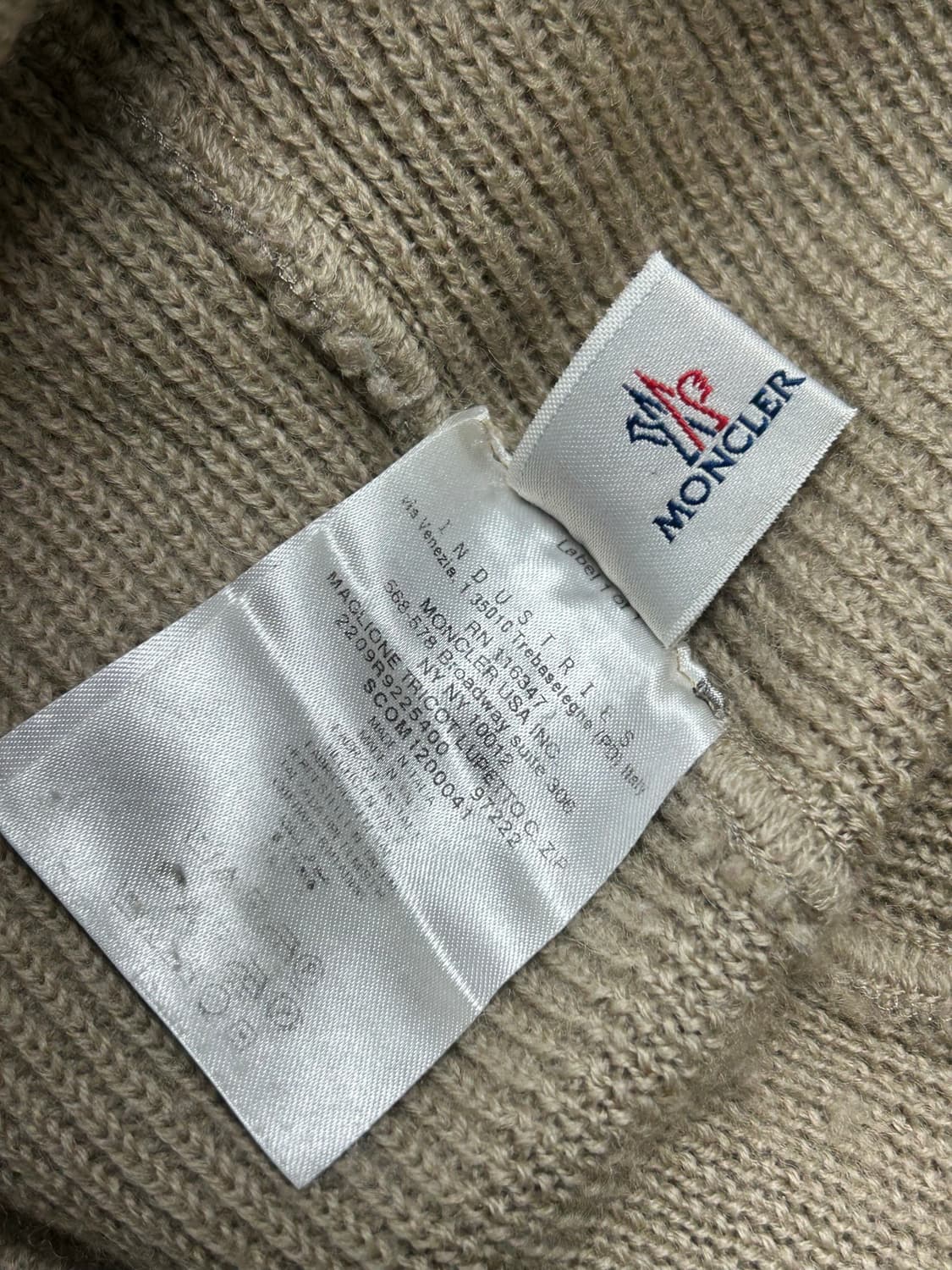 몽끌레어 하프 집업 울 니트 상품이미지10