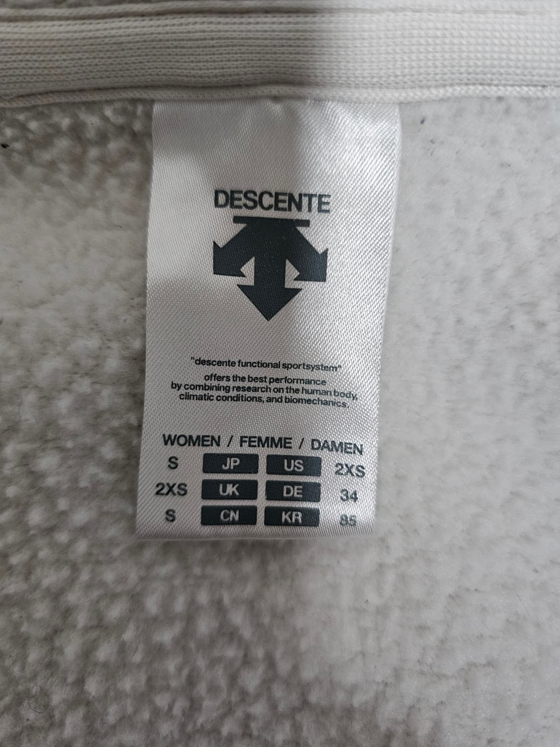 데상트 여성 스위스스키팀 플리스자켓 S 상품이미지3