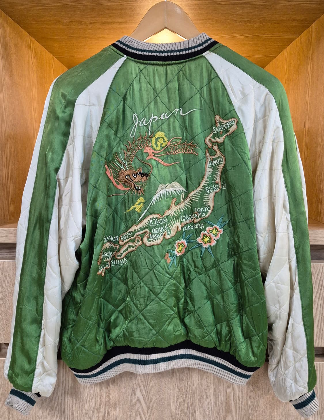 00's Vintage Riversible Souvenir Jacket 상품이미지2