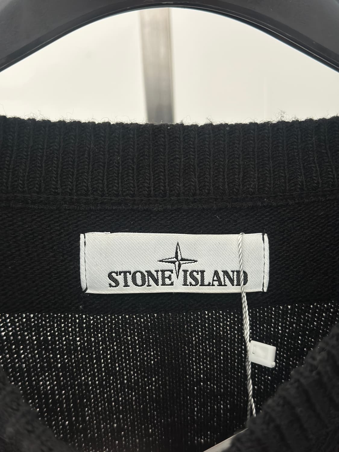 스톤아일랜드 와펜 블랙 포켓 울 니트  상품이미지4