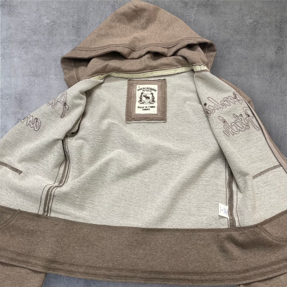 아베크롬비 Abercrombie 브라운 투웨이 슬림핏 크롭 후드집업 S 상품이미지2