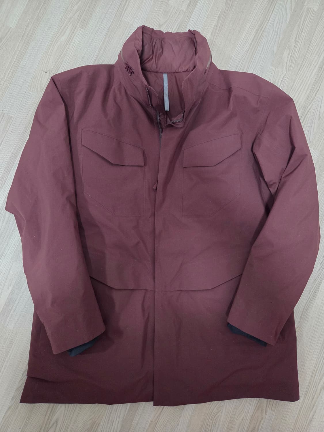 아크테릭스(arc'teryx) 베일런스(veilance) 라인 다운 재킷 상품이미지1