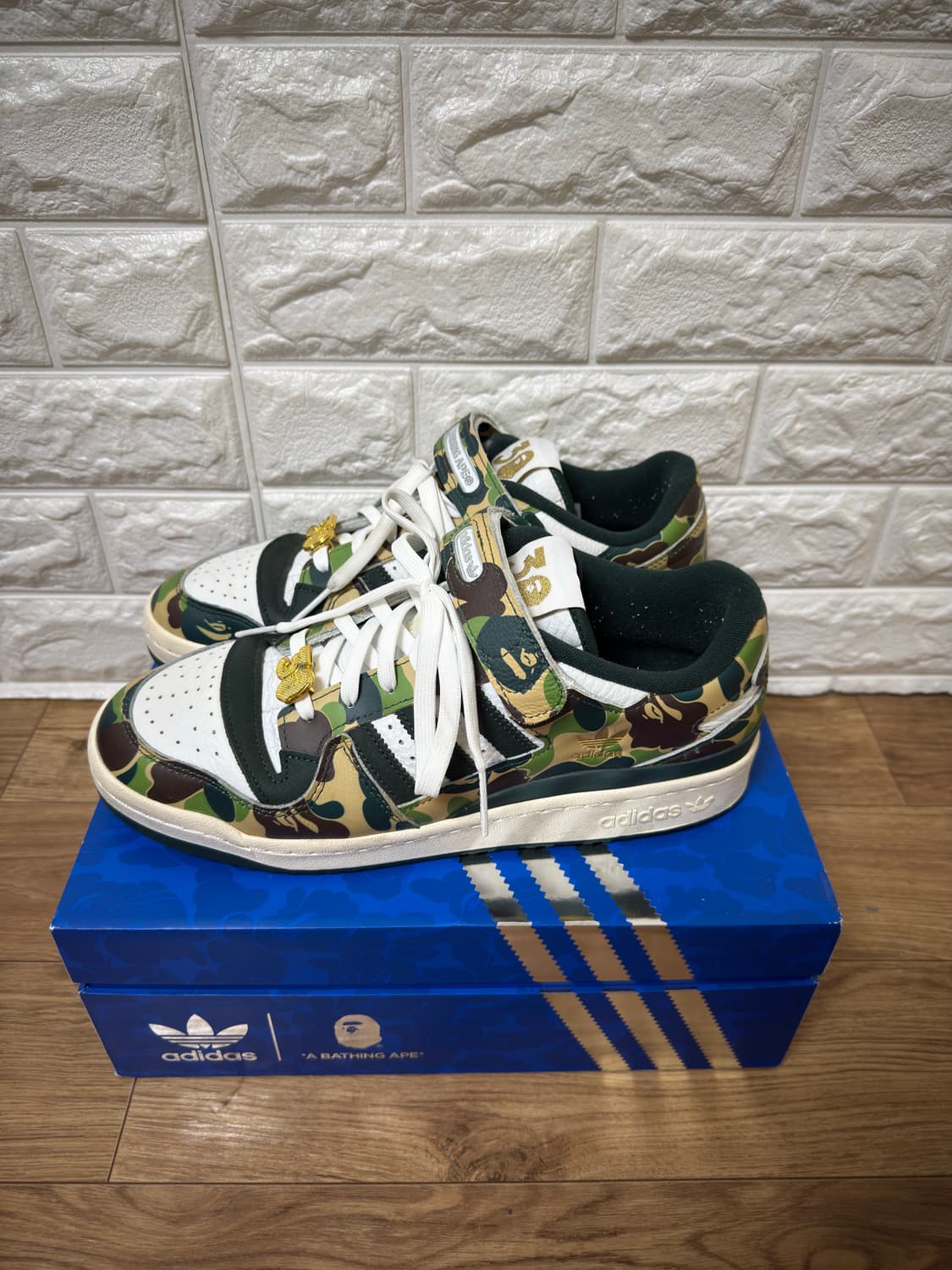 아디다스 x 베이프 포럼 84 로우 그린 카모 상품이미지4