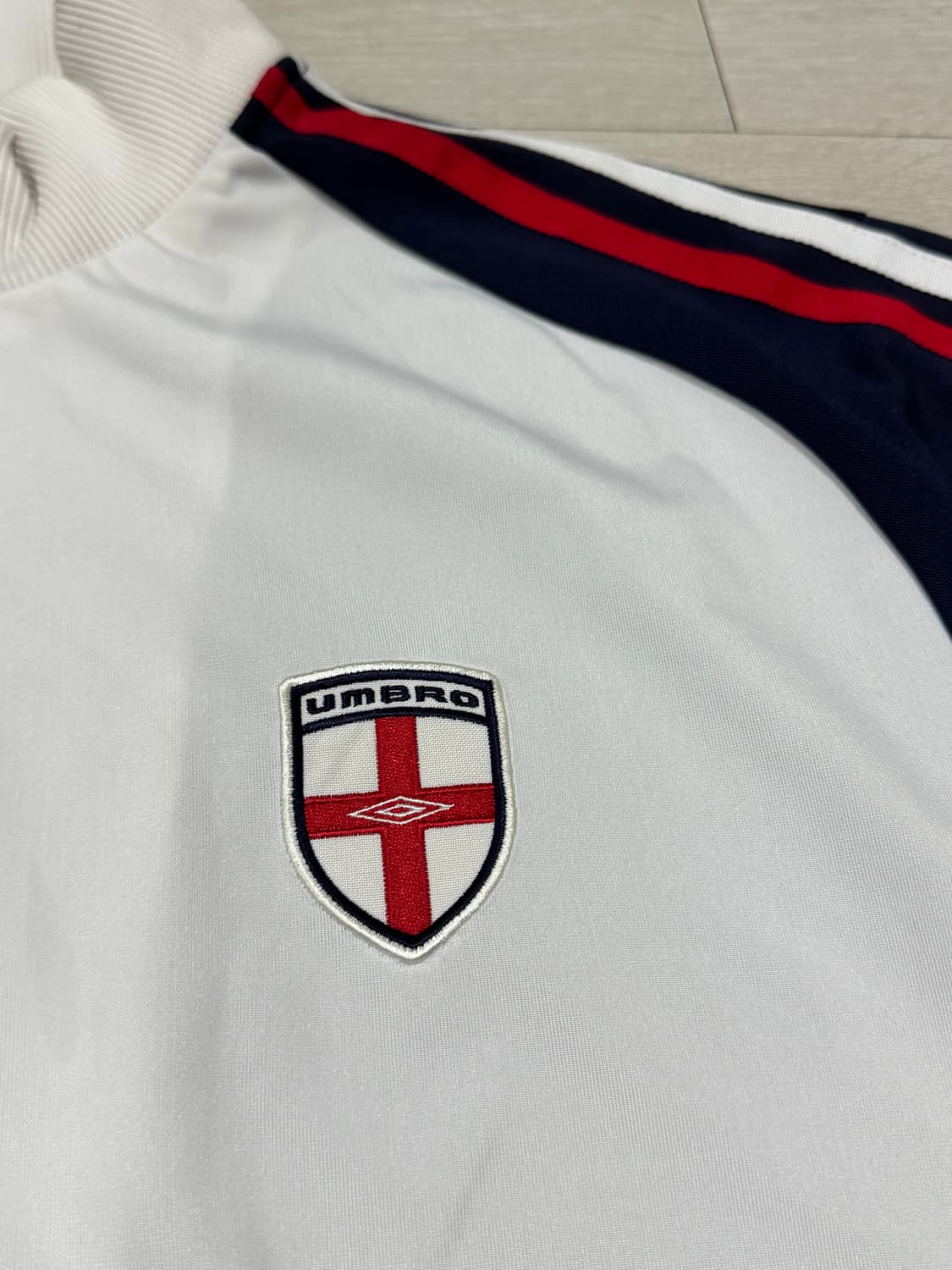 엄브로 잉글랜드 반팔 집업 져지 105 상품이미지3