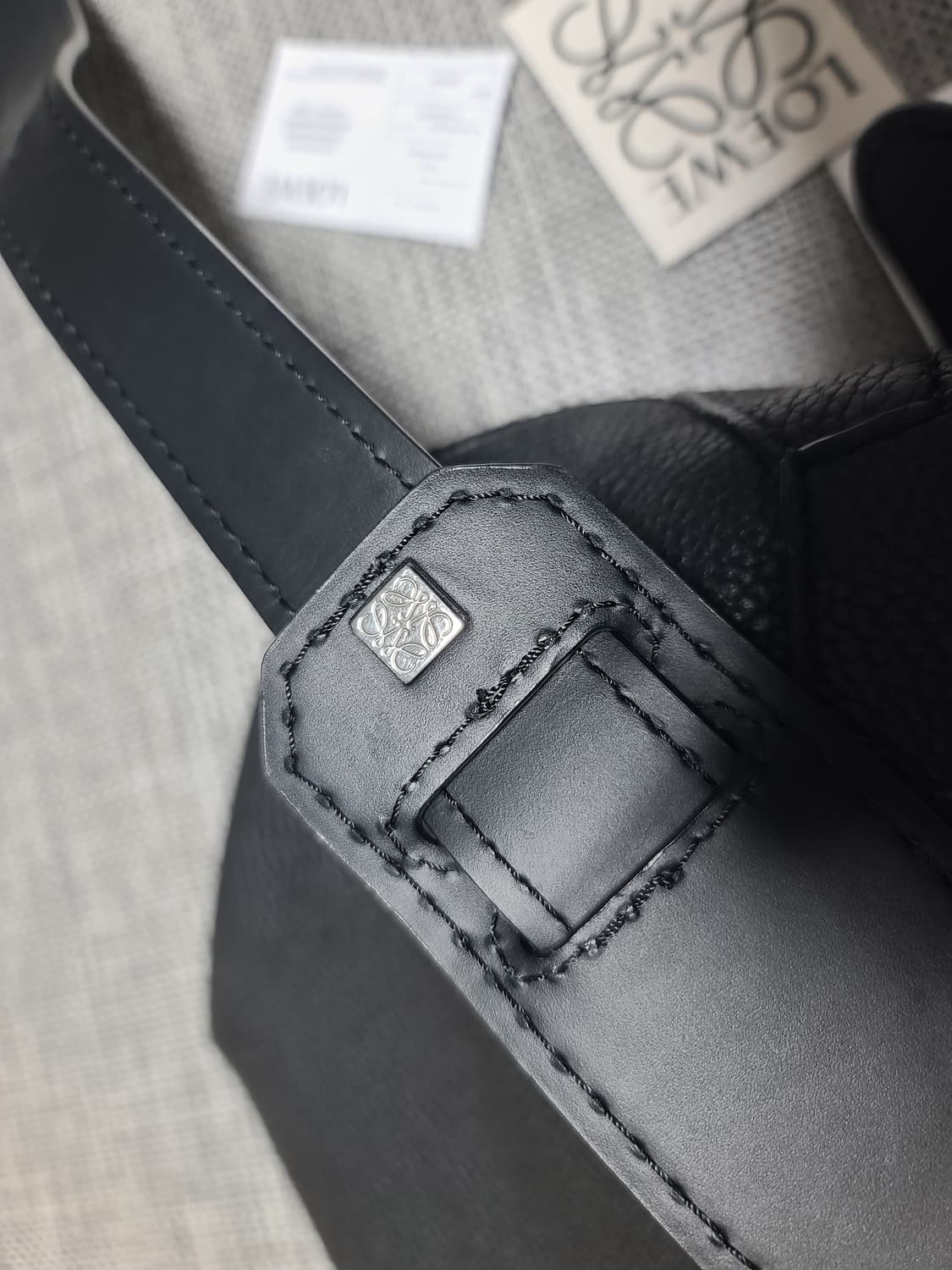 로에베 퍼즐백 그레인레더 블랙 라지 L 토트백 크로스백 탑핸들백 상품이미지9