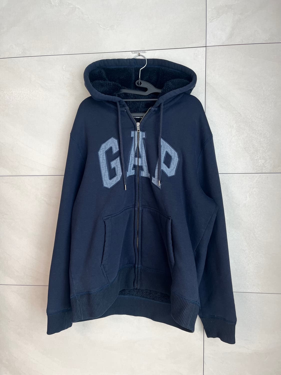 갭 GAP 양털퍼 후드집업 네이비 [XL] 상품이미지3